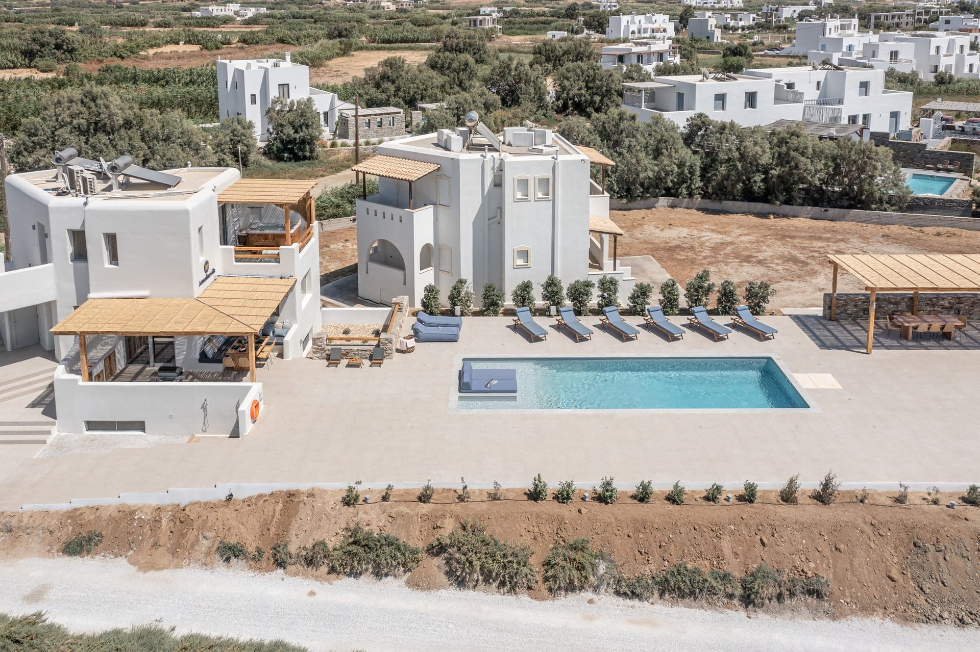 properties-ARMELINA-3.jpg