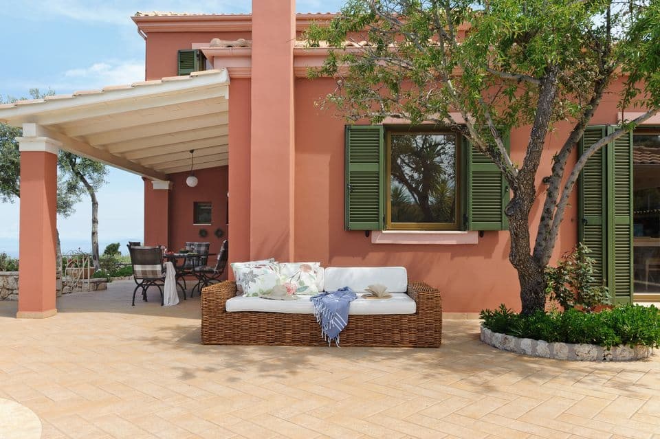 properties-ARTBLUE-1.jpg