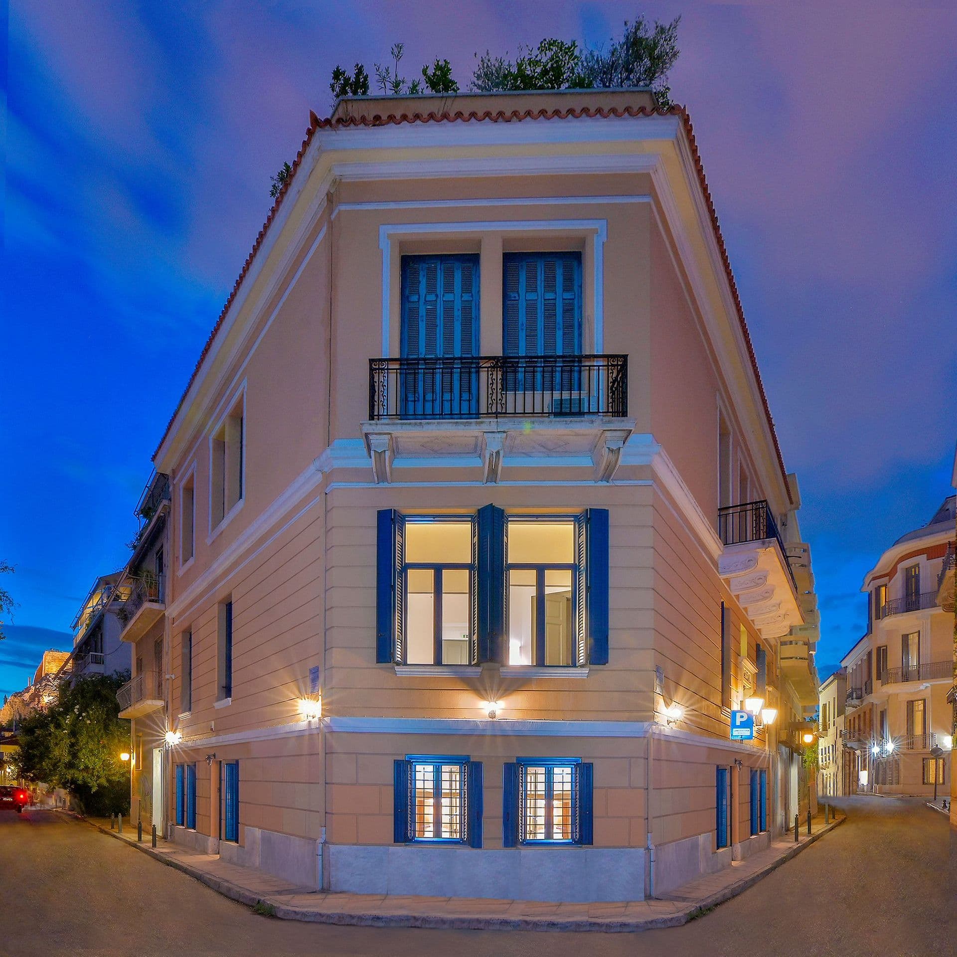 properties-ARTPANTHEO-3.jpg