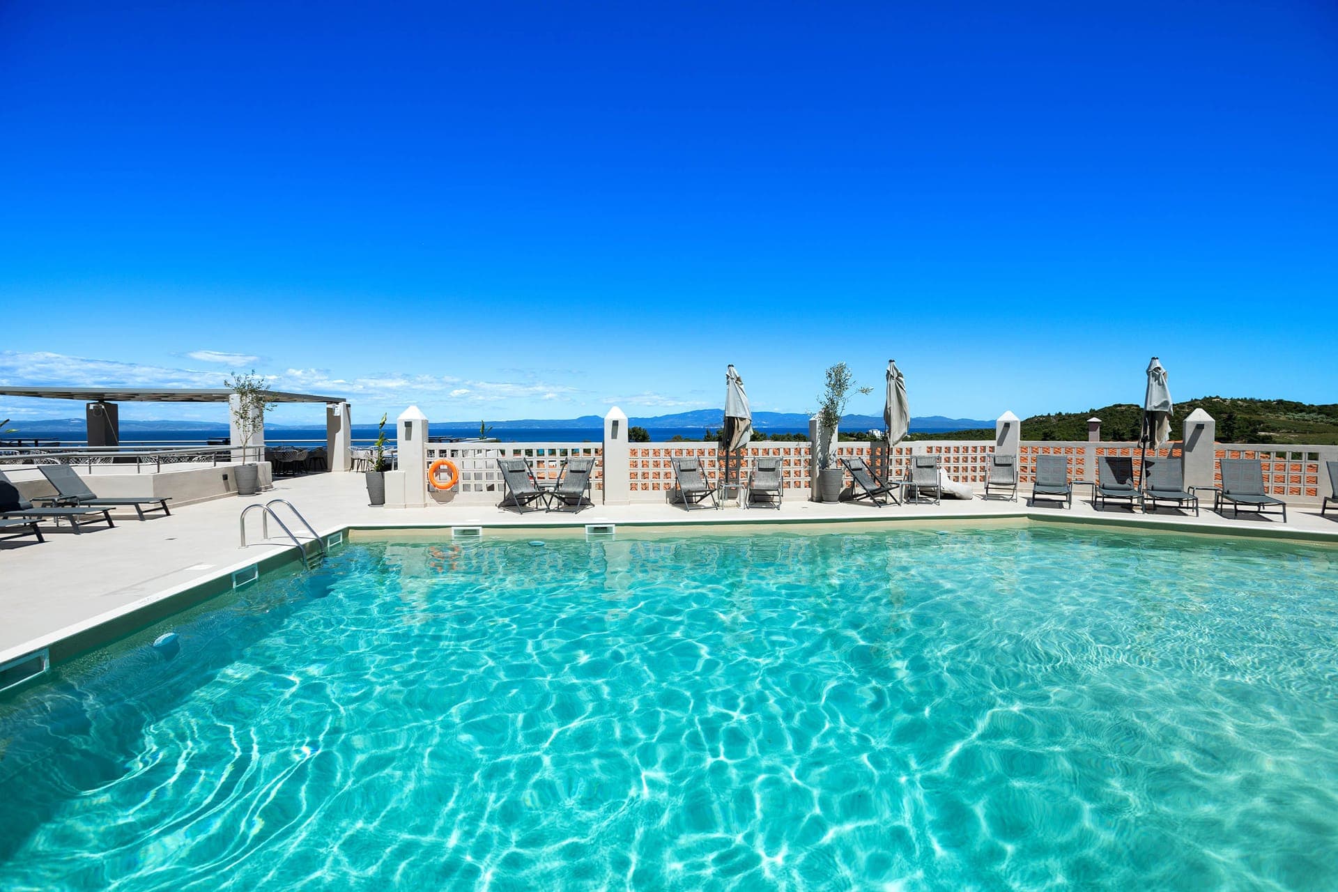 properties-ARYAHOTEL-0.jpg