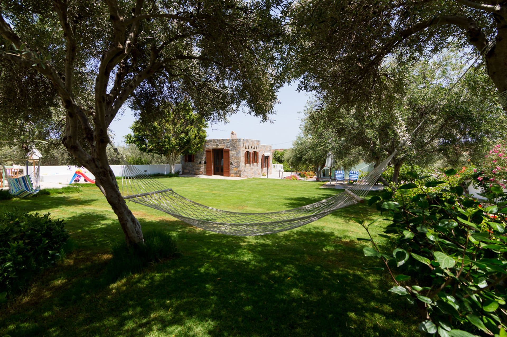 properties-ATHVILOG-1.jpg
