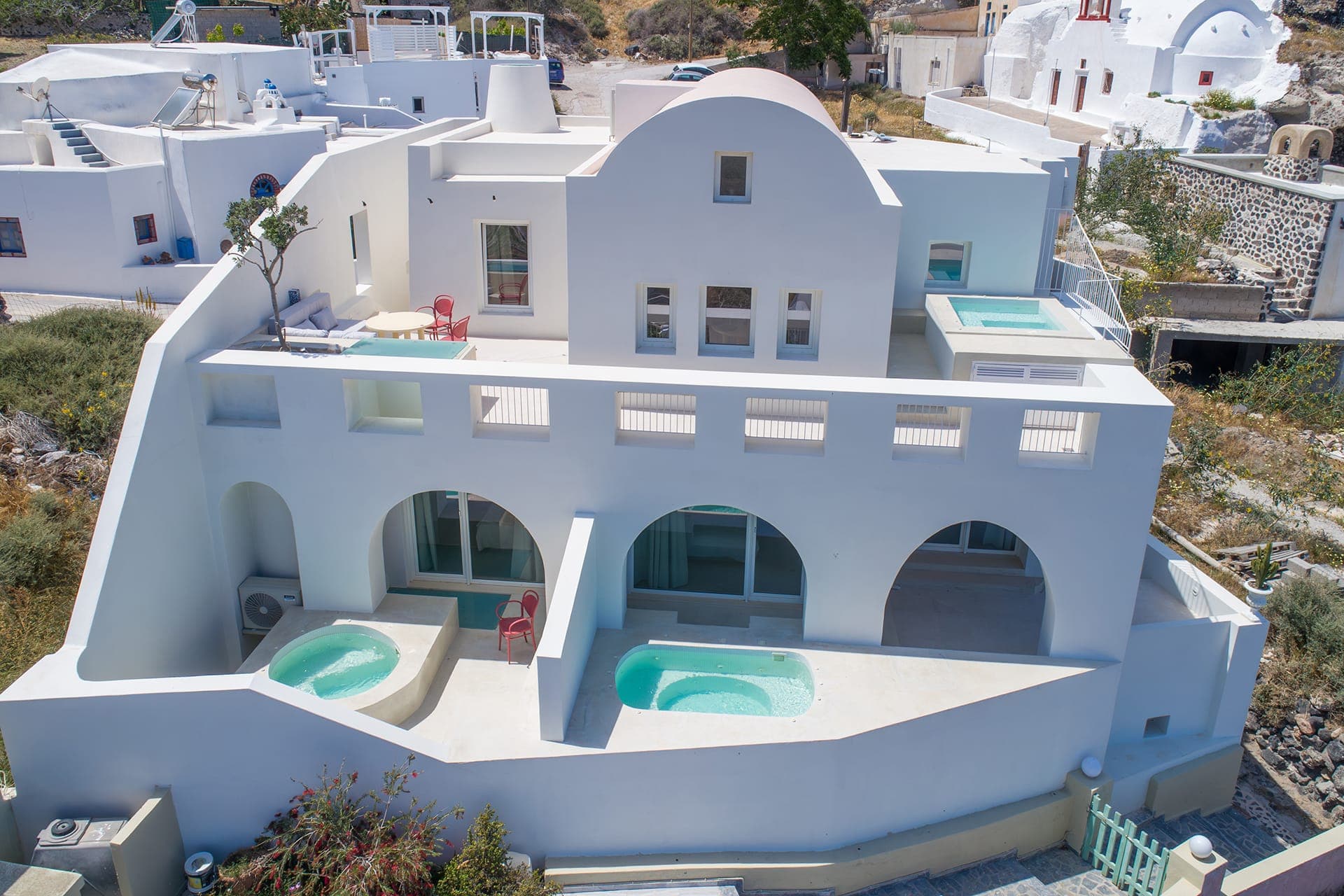 Welcome to a hidden gem in the heart of Santorini, where luxury meets tradition, and breathtaking views create unforgettable moments. Atria Suites offers an intimate escape for those seeking relaxation, romance, and an authentic Greek experience.
Wake up