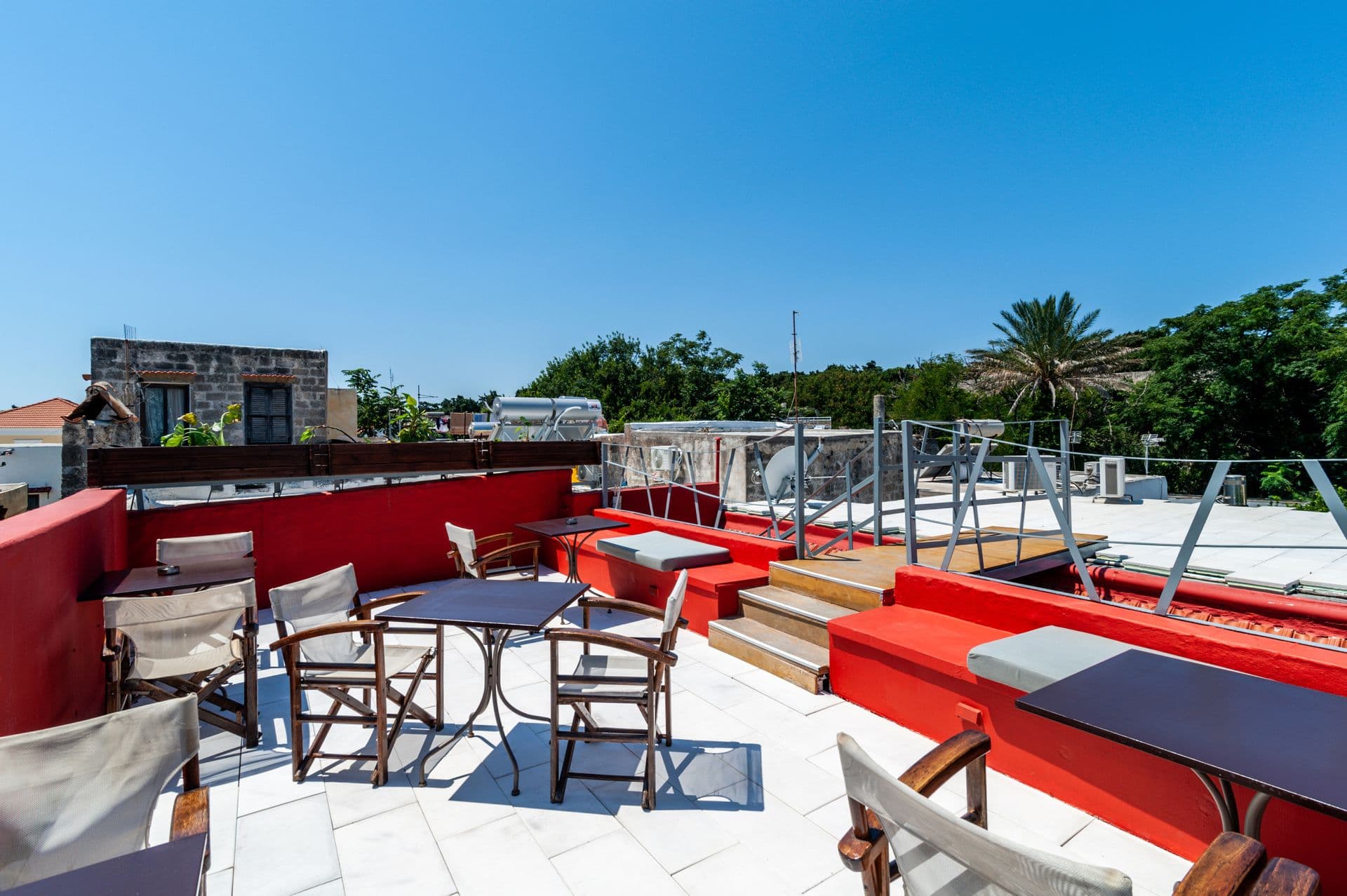 properties-AUBERGE-3.jpg