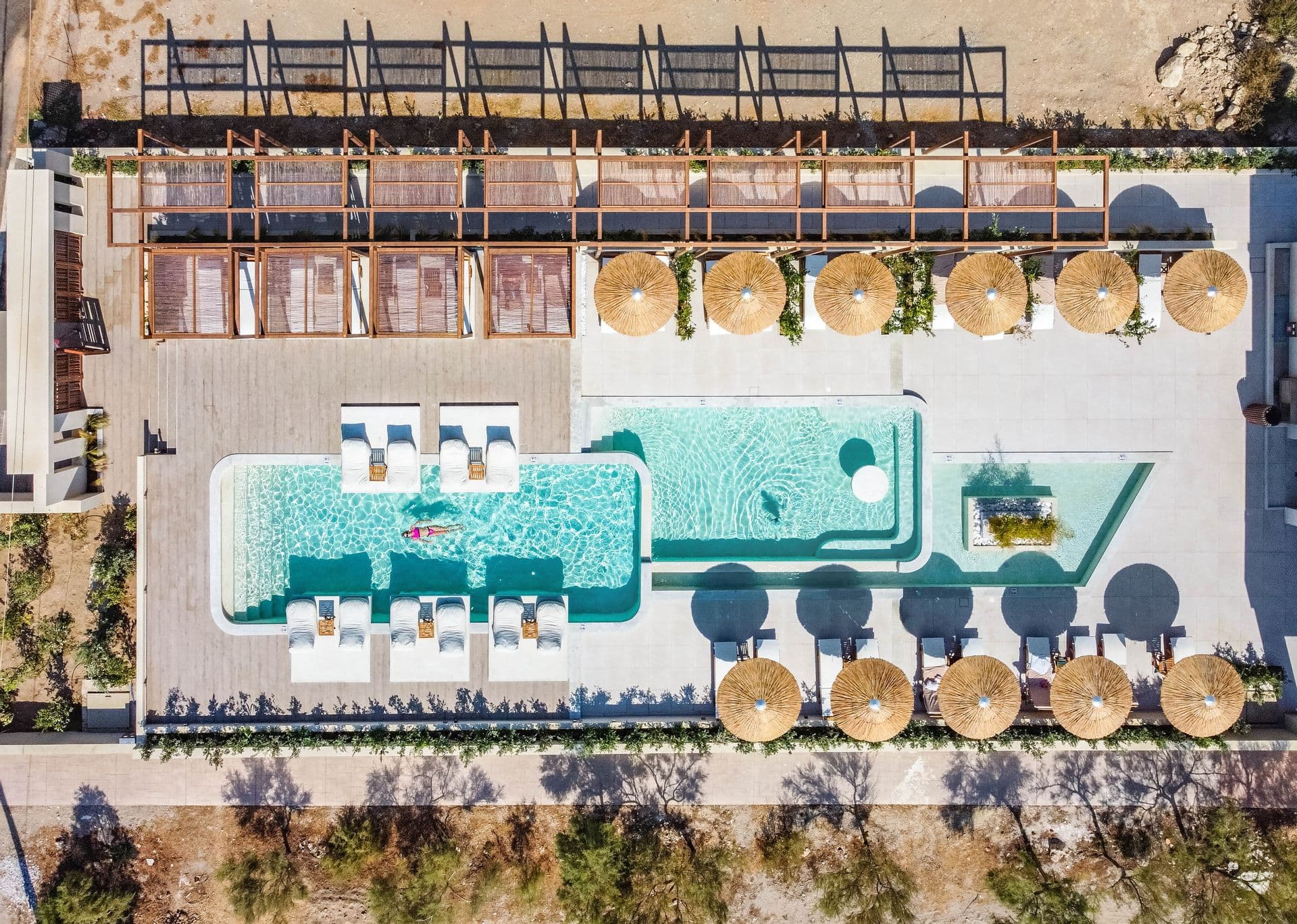 Panoramic view of Seaside restaurant bar