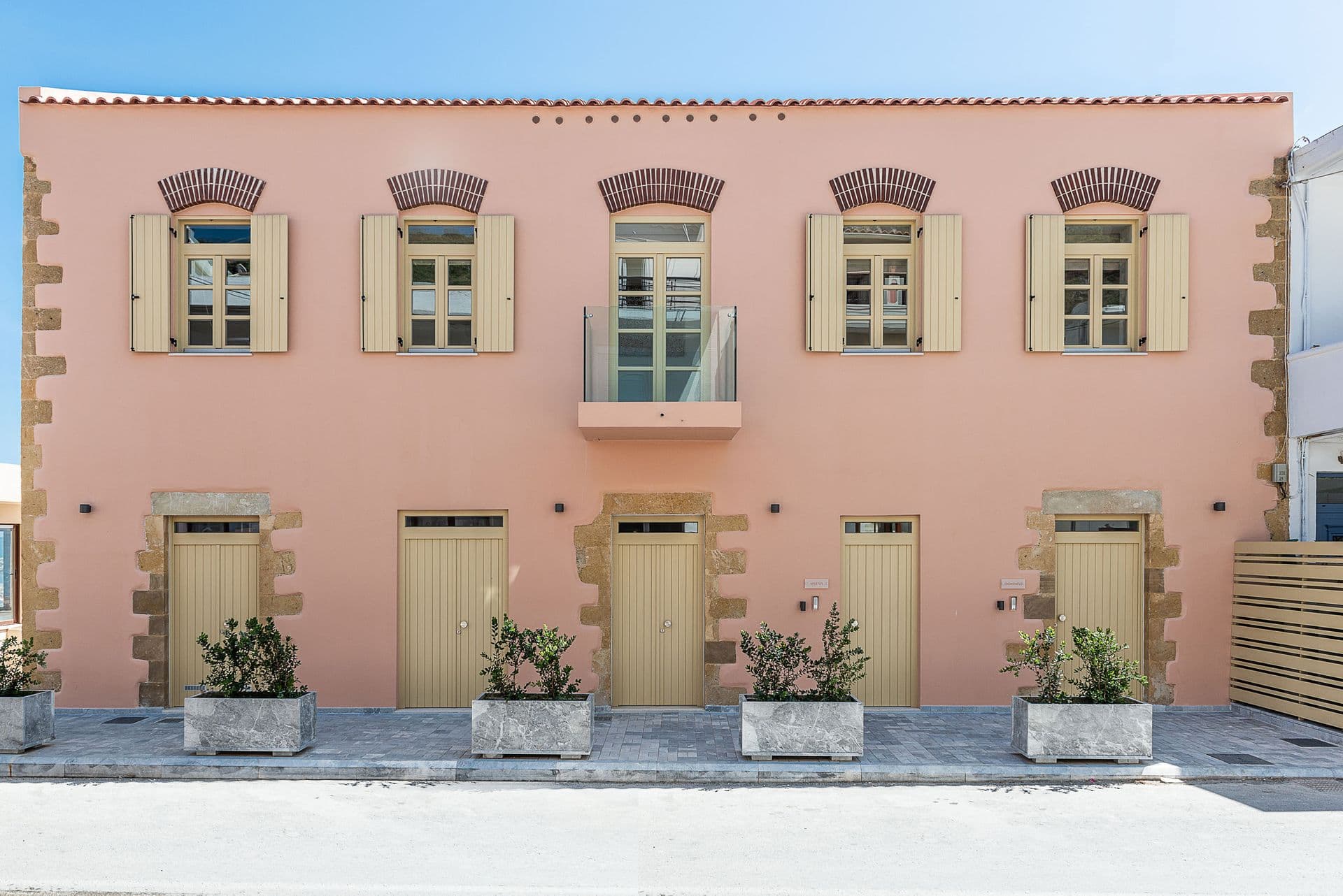 properties-AVRAKOLYMB-1.jpg