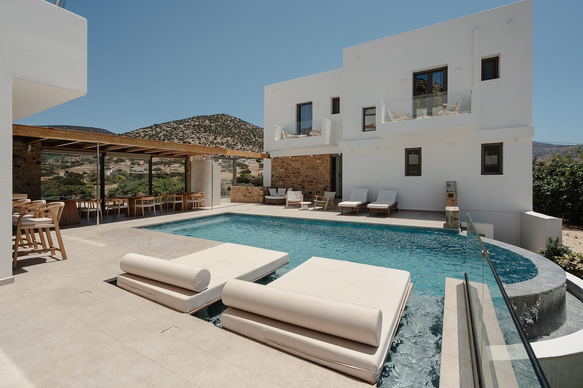 properties-AXOPETRA-0.jpg