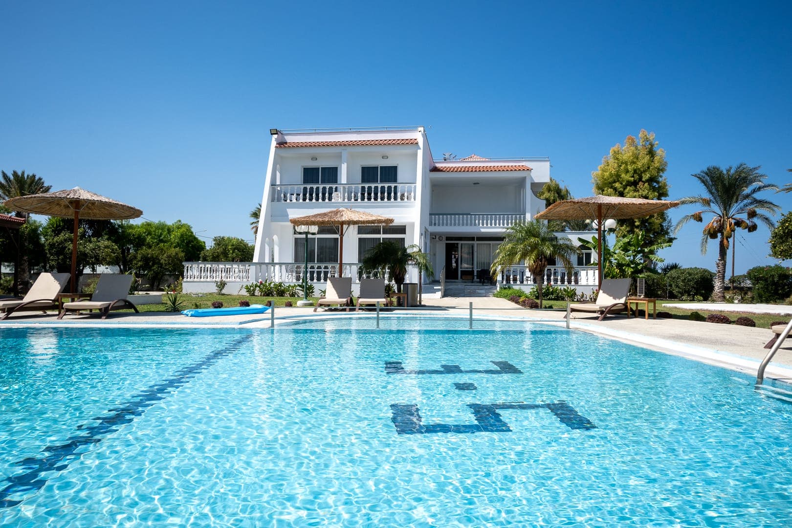 properties-AYITHOTEL-3.jpg