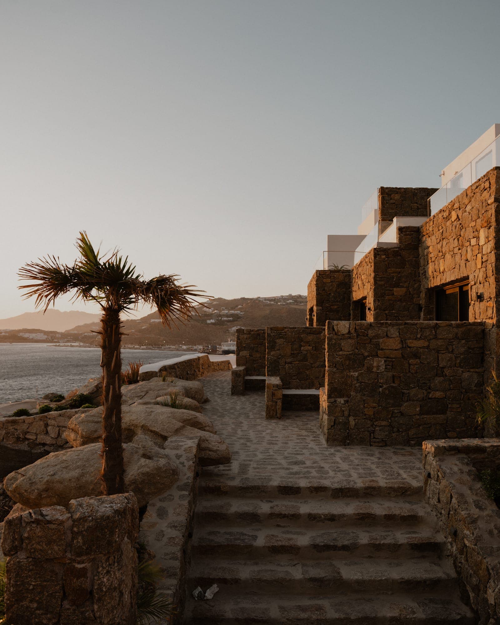properties-AZEROLUXS-1.jpg