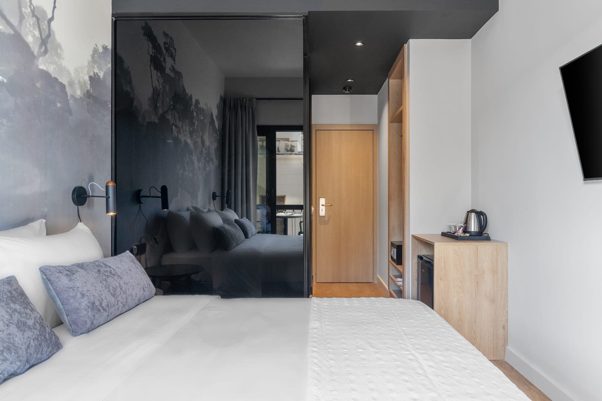 properties-AZURHOTEL-0.jpg