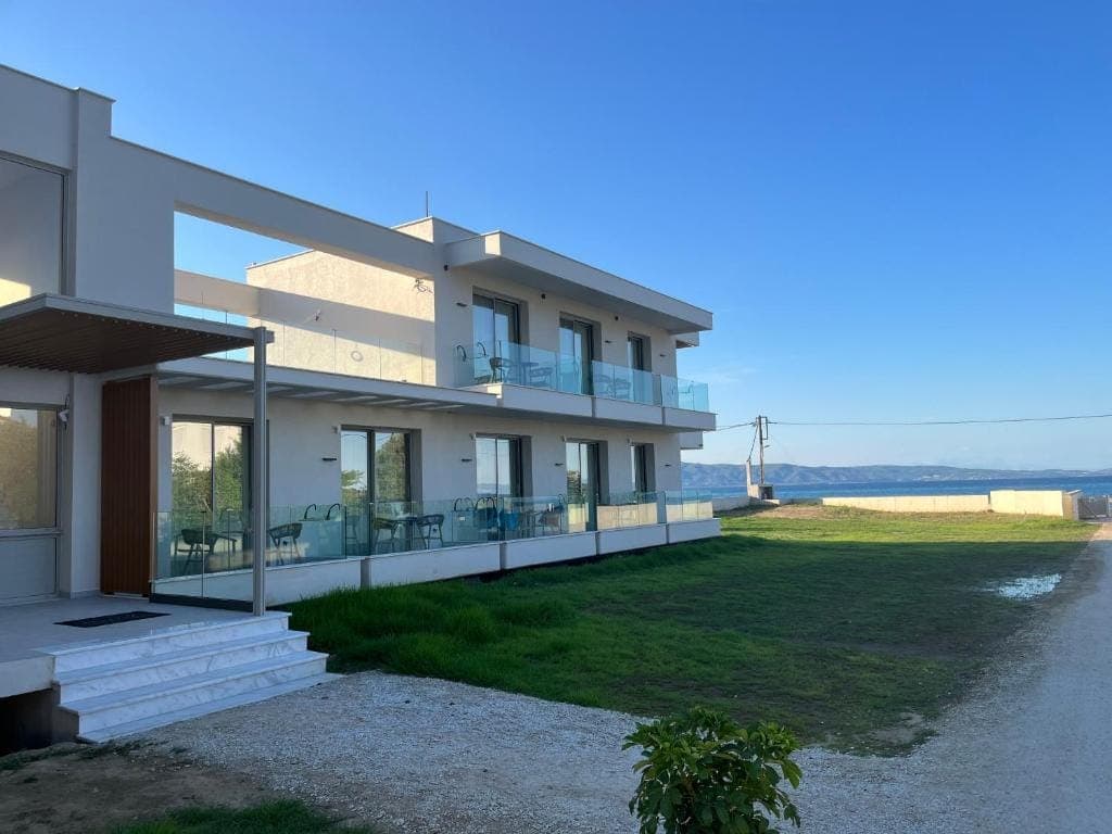 properties-BALANCEAC-2.jpg