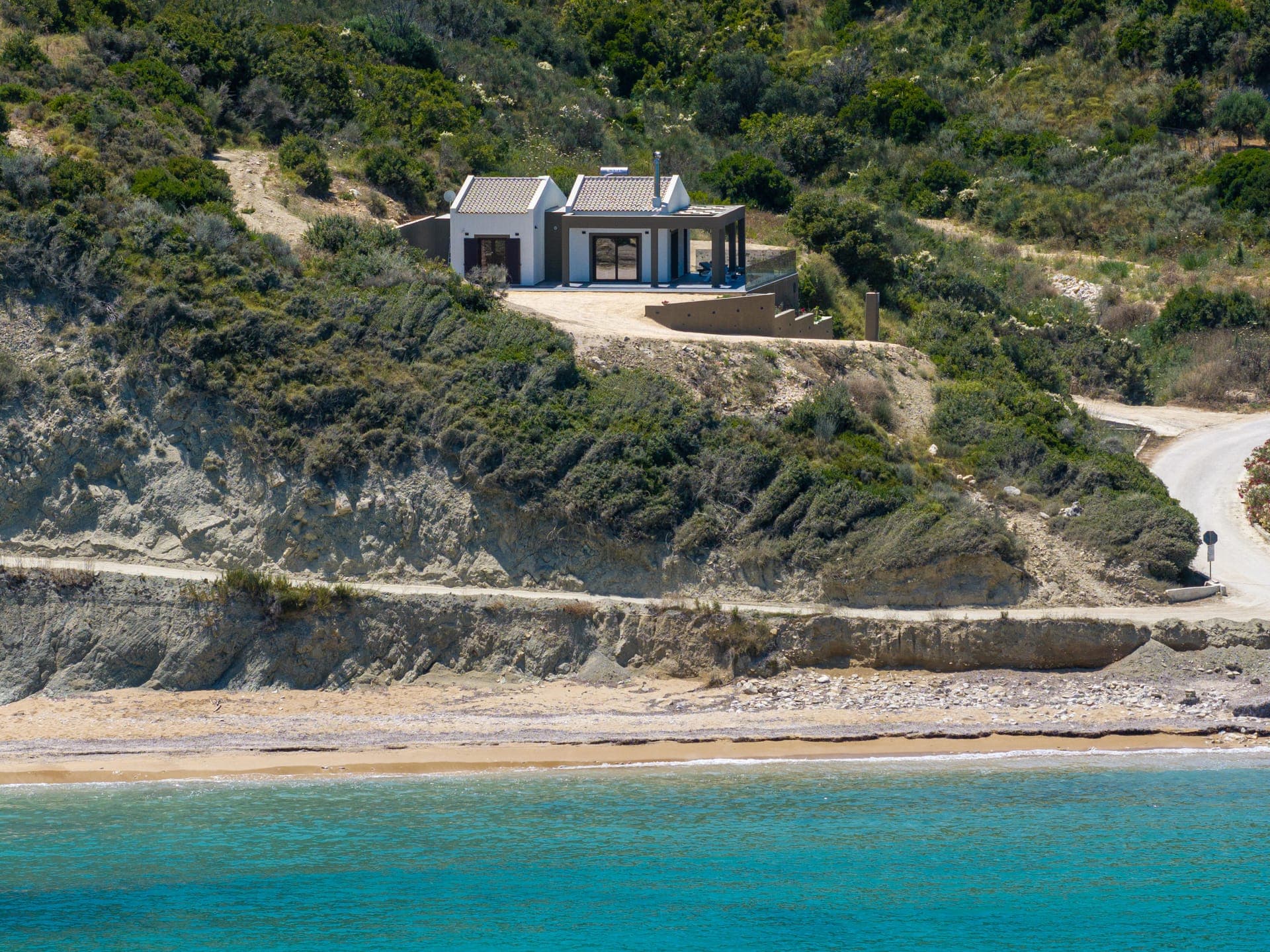 properties-BCFRVFTERI-0.jpg