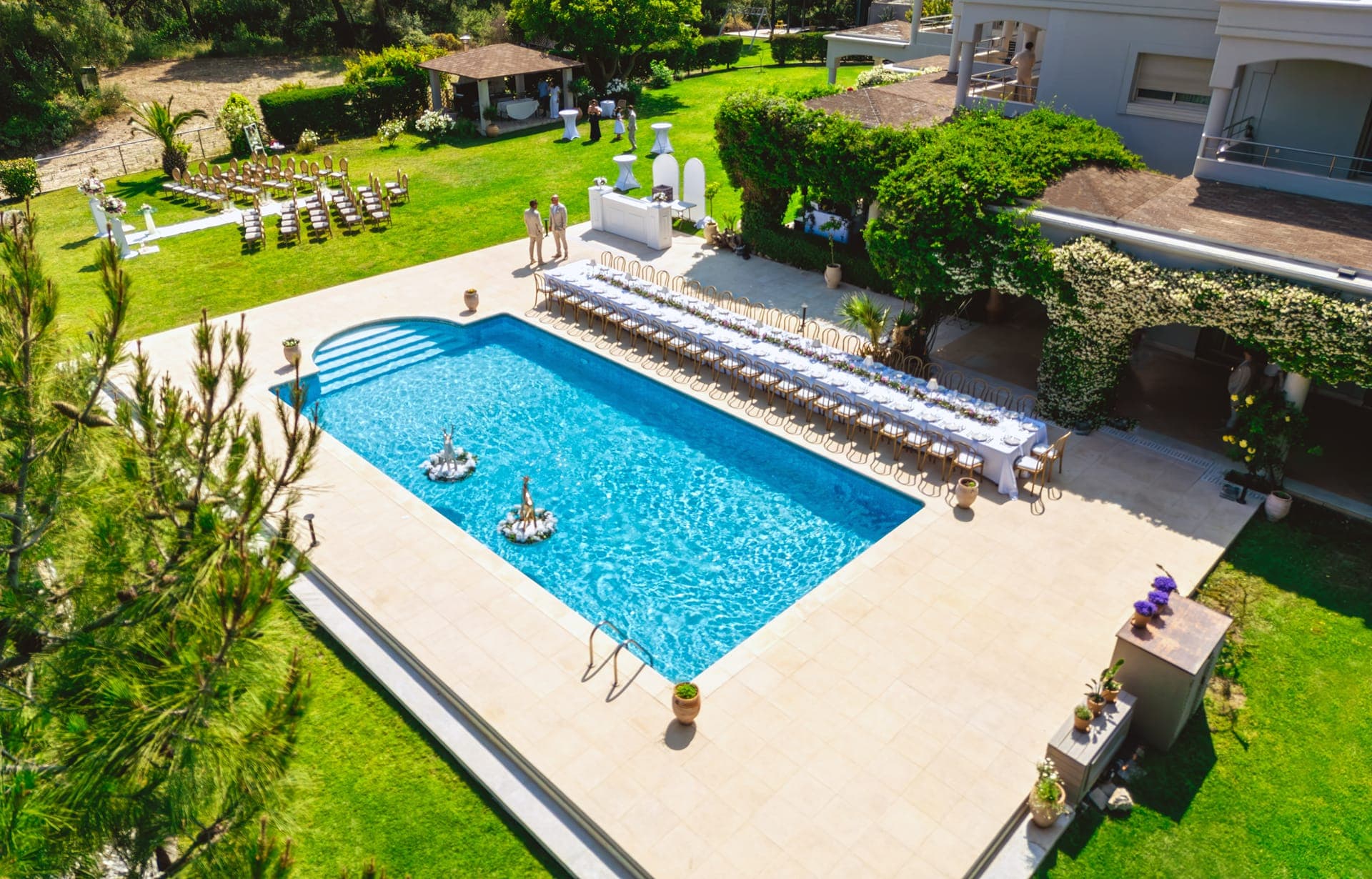 Elegant outdoor venue for weddings & private events