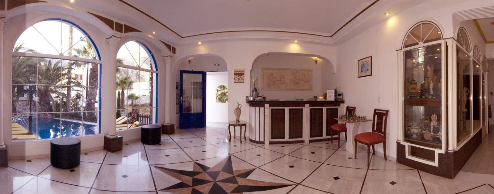 properties-BLACKS-3.jpg