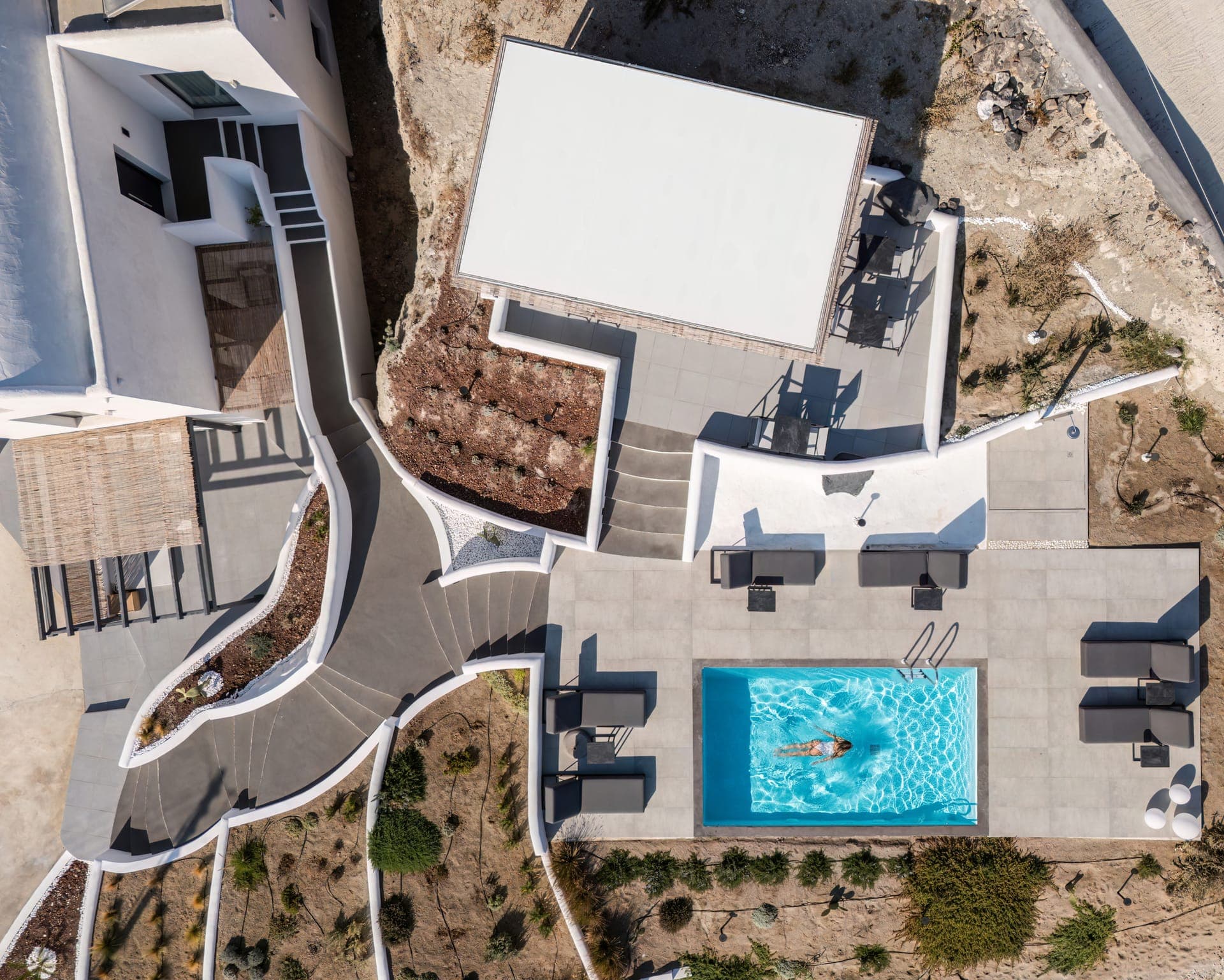 properties-BLESUITES-1.jpg