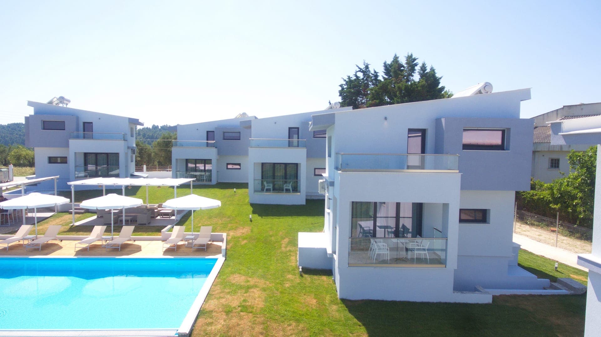properties-BLUEAVENUE-1.jpg