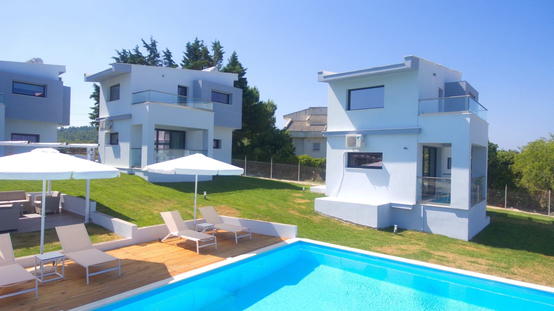 properties-BLUEAVENUE-2.jpg