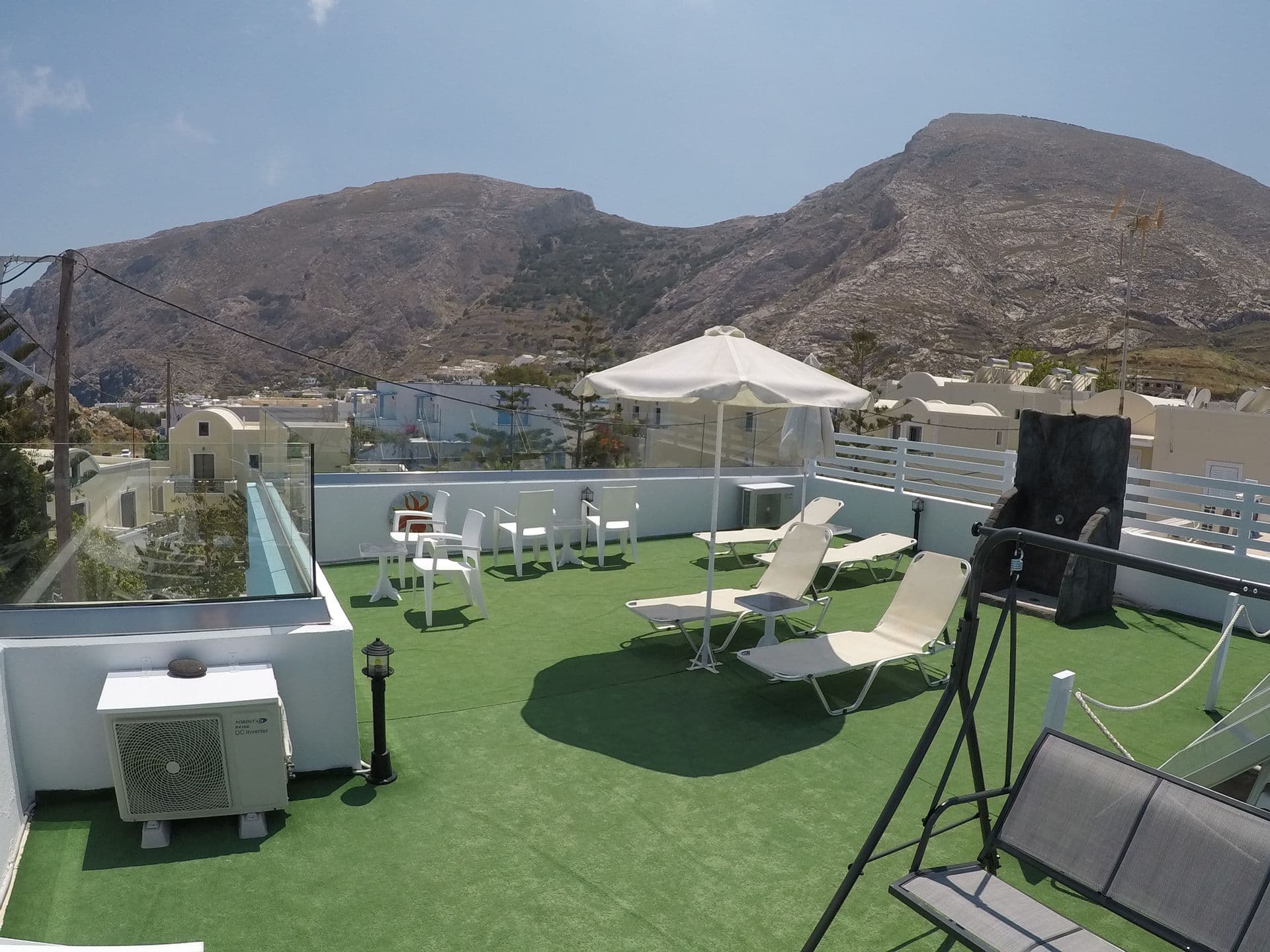 SHARE ROOF GARDEN