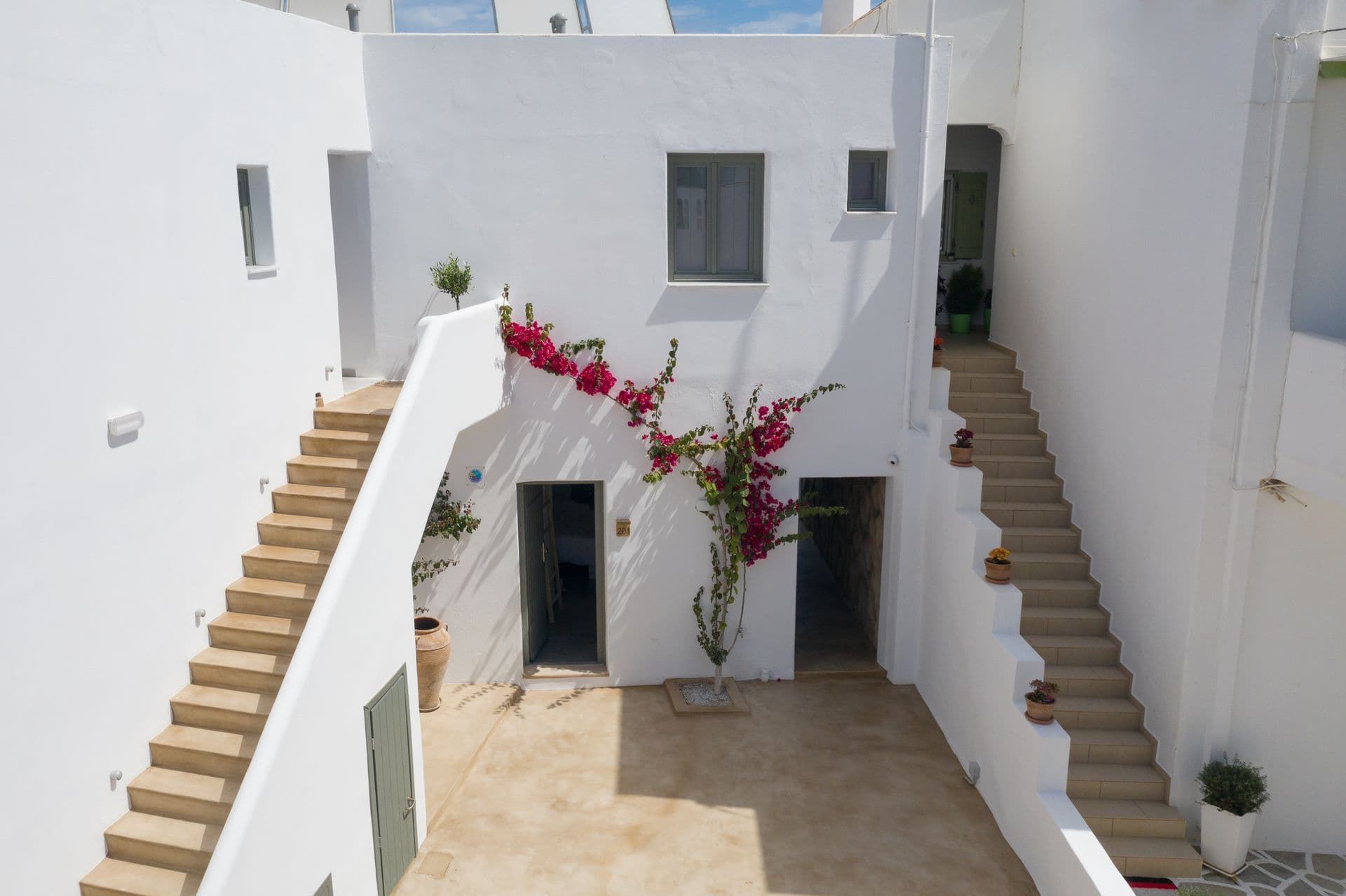 properties-BOHEMIAPAR-1.jpg
