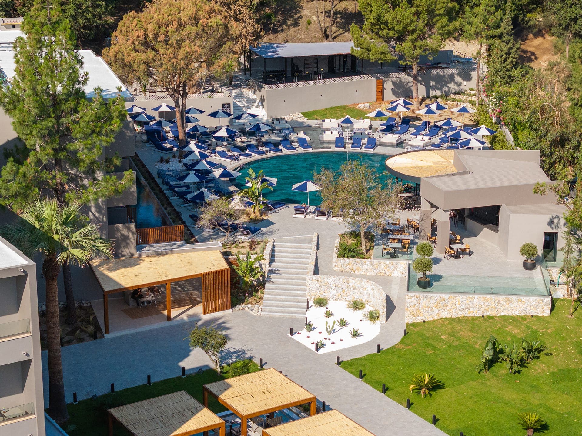 properties-CABUHOTEL-3.jpg