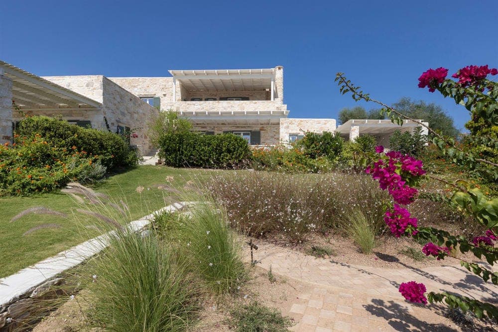 properties-CAELIA-0.jpg