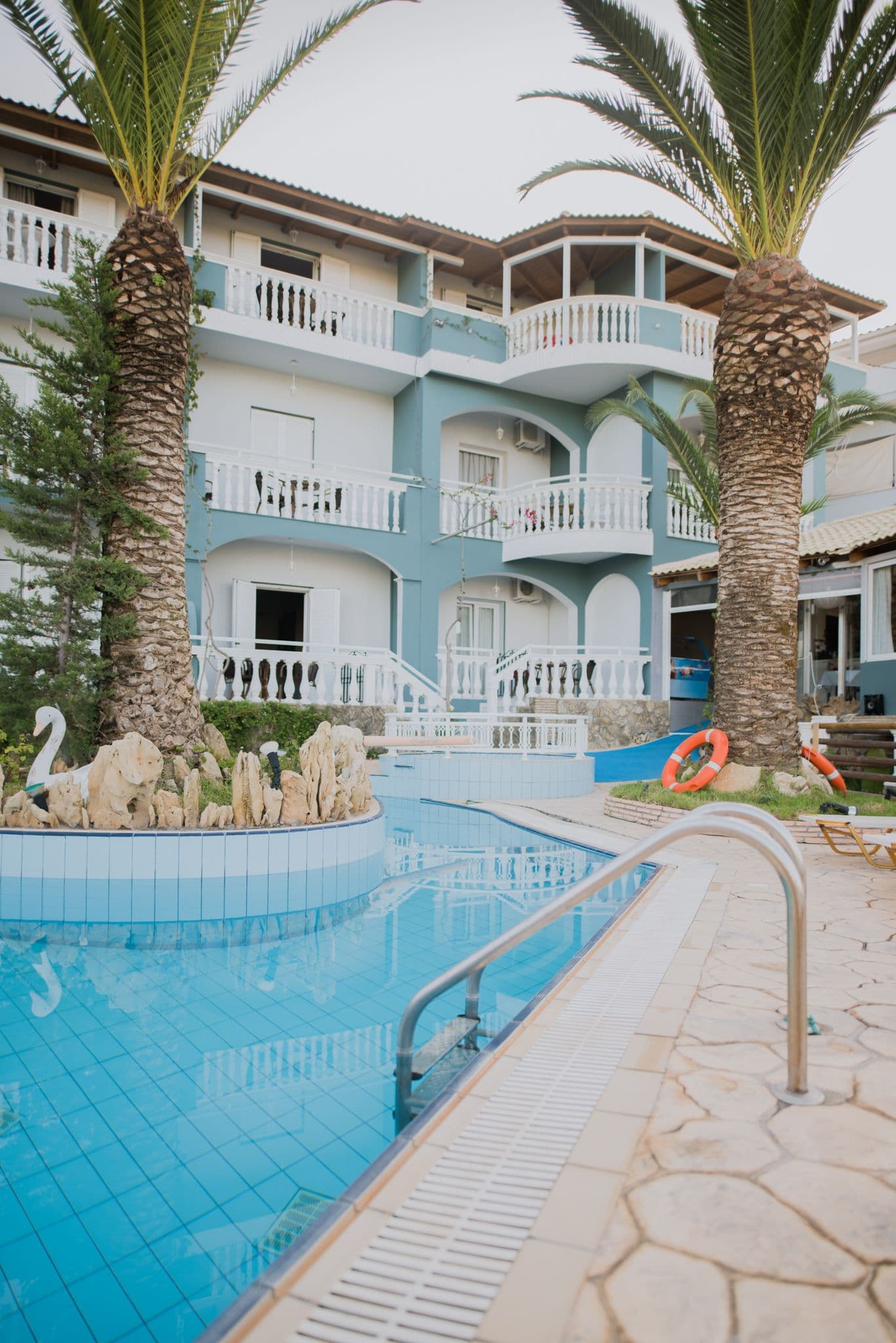 properties-CALINICA-2.jpg