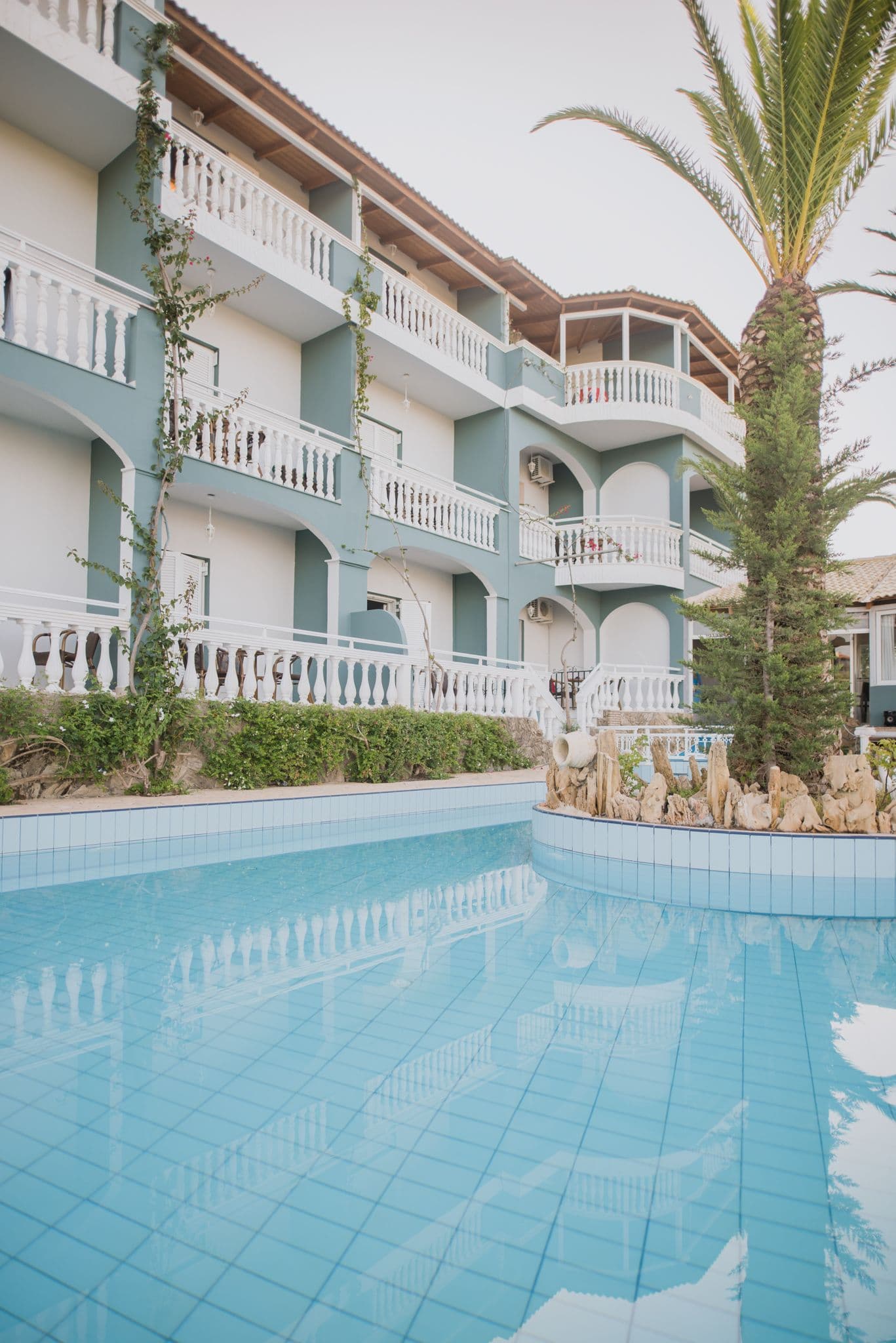 properties-CALINICA-3.jpg