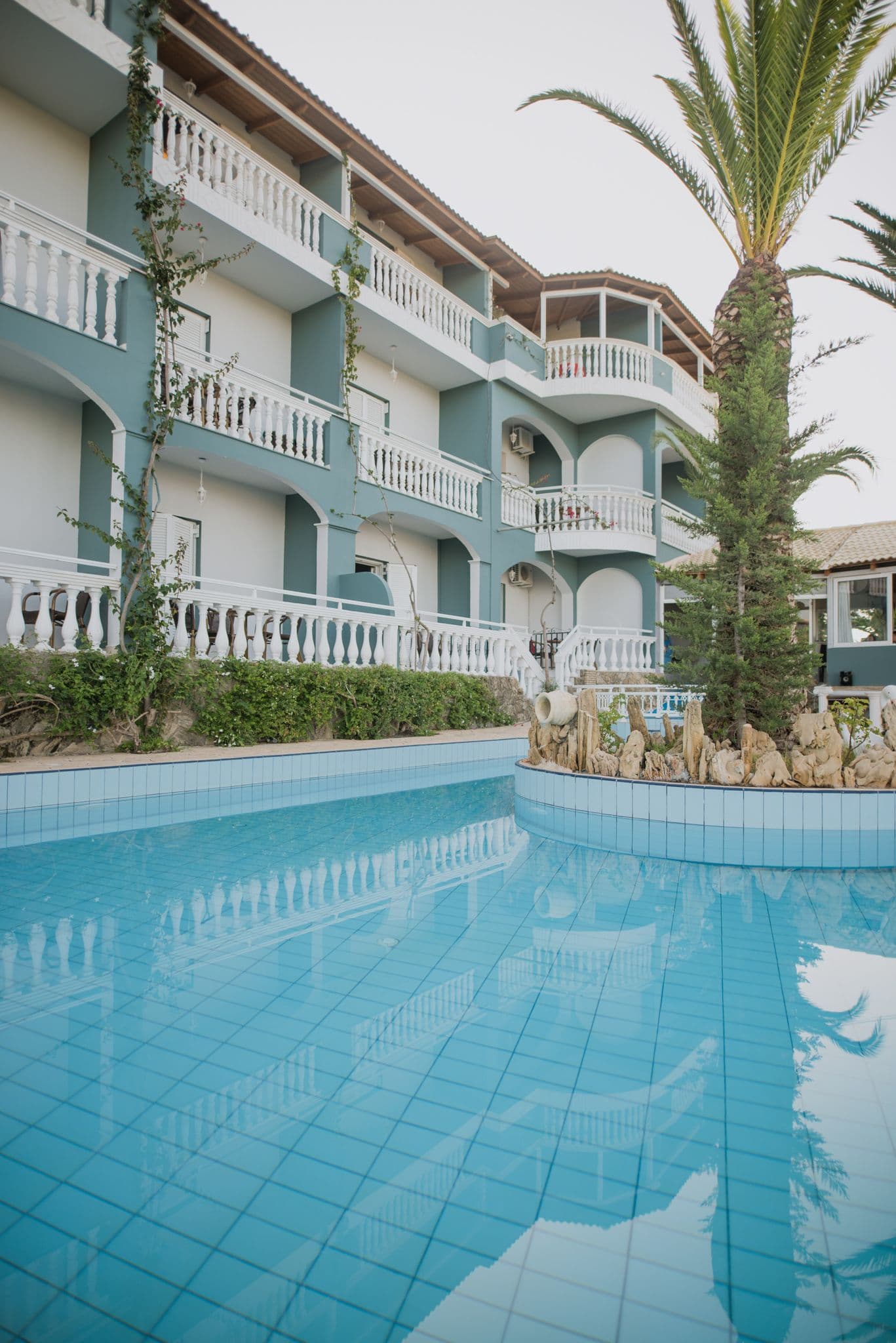 properties-CALINICA-4.jpg