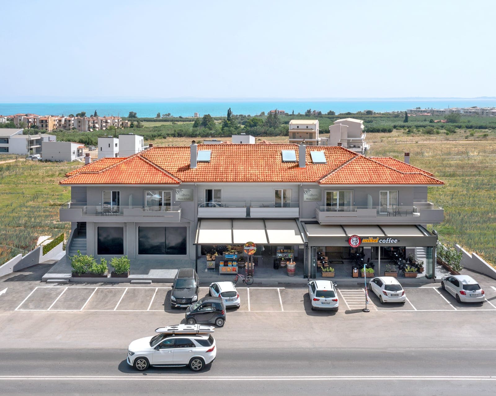properties-CALIVES-0.jpg