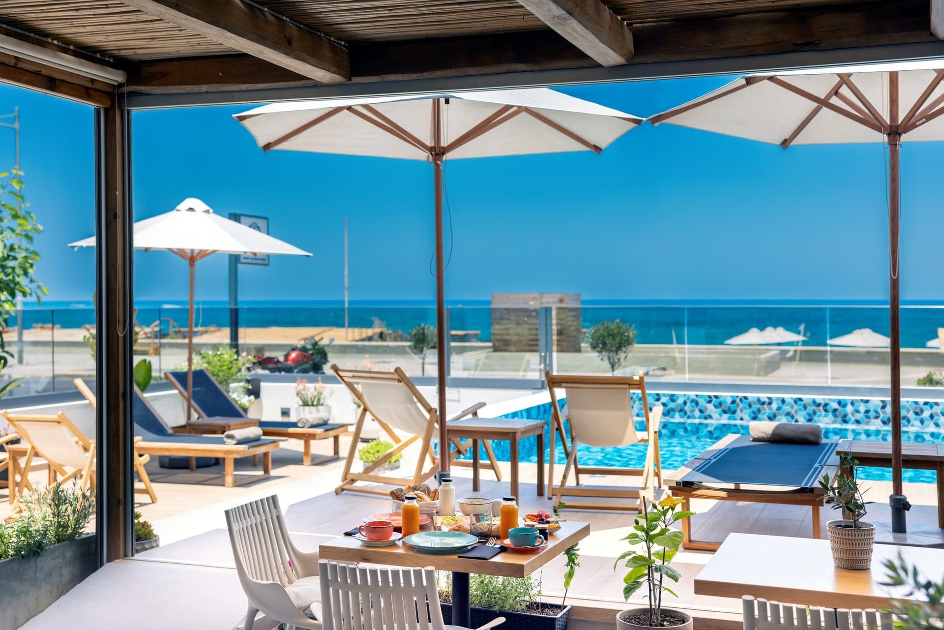 Breakfast veranda