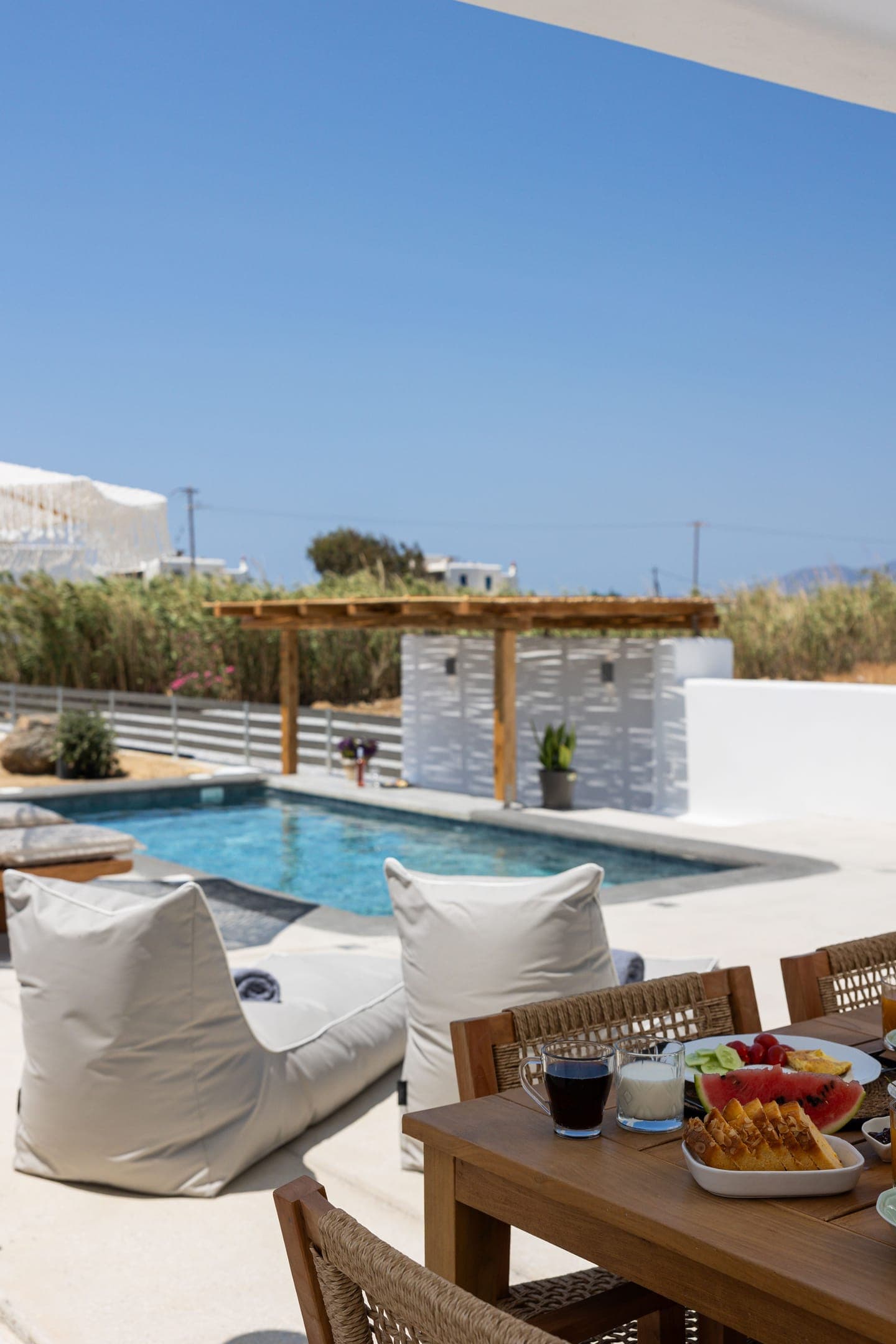 properties-CALMAREH-0.jpg