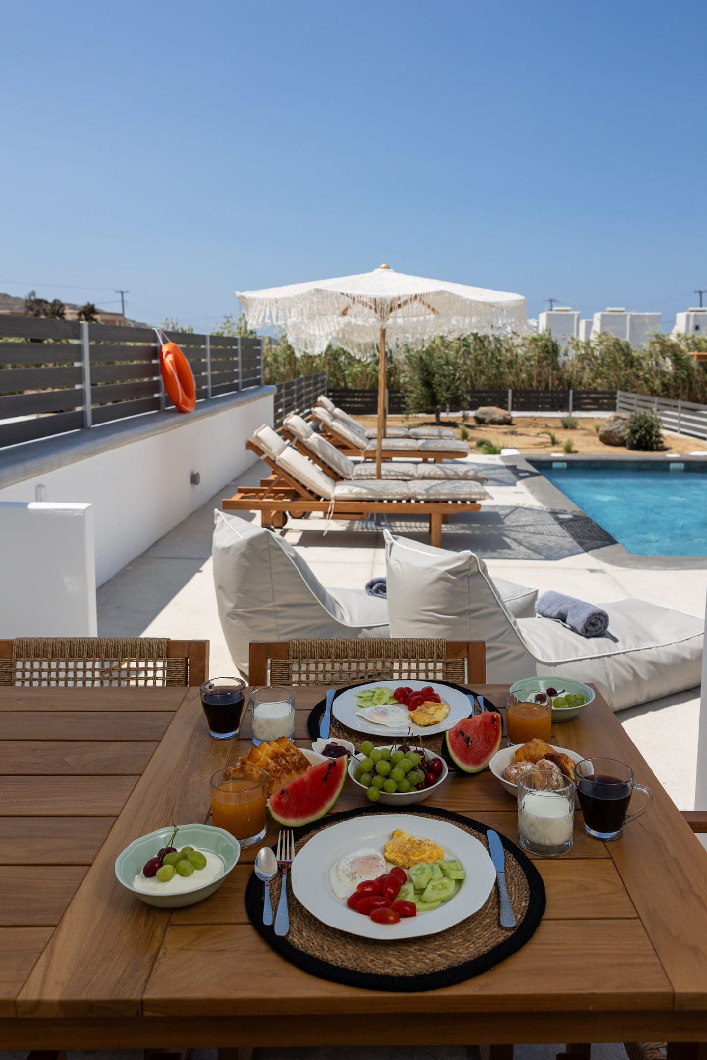 properties-CALMAREH-2.jpg