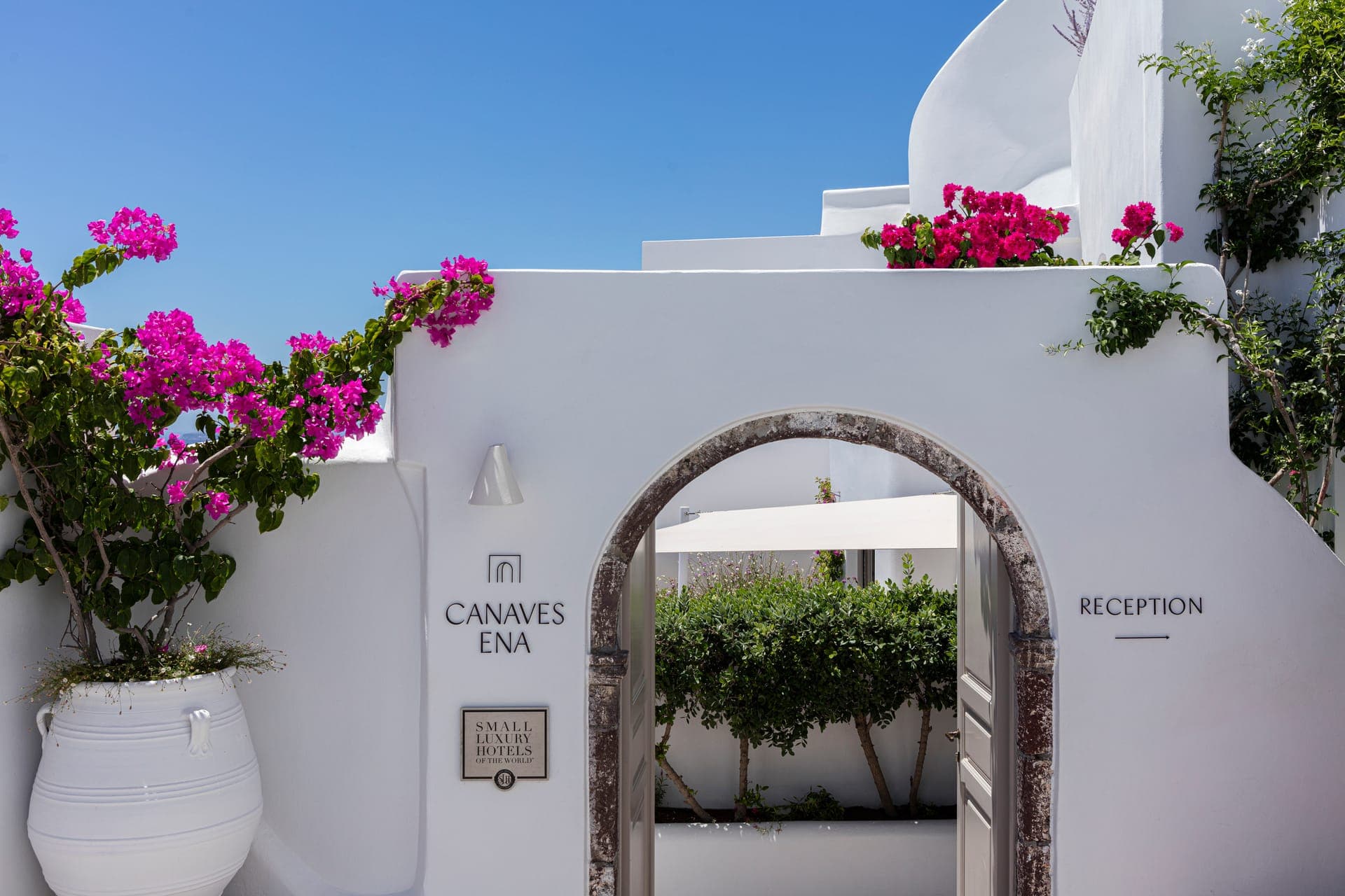 properties-CANAVES-2.jpg