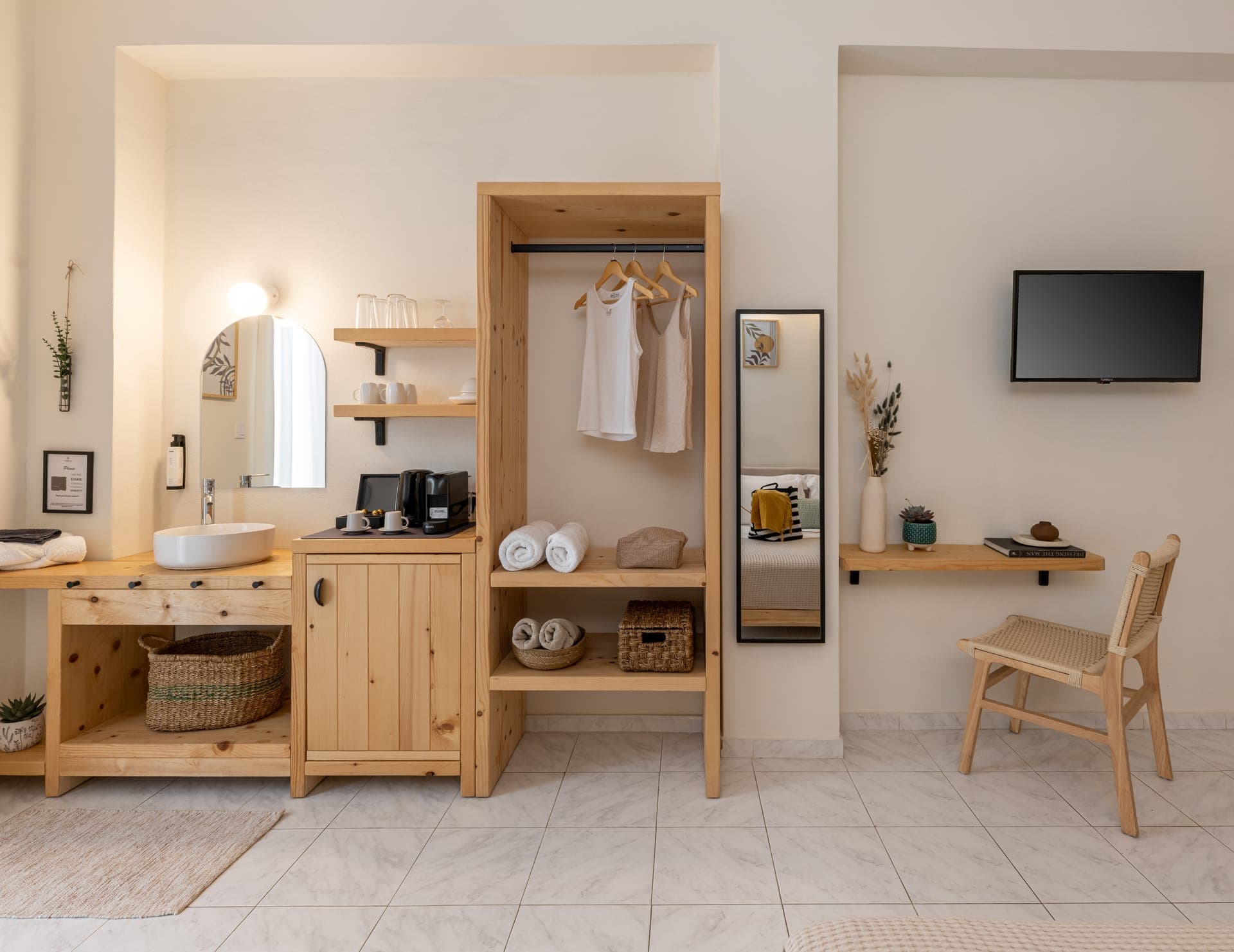 properties-CAPELLA-0.jpg