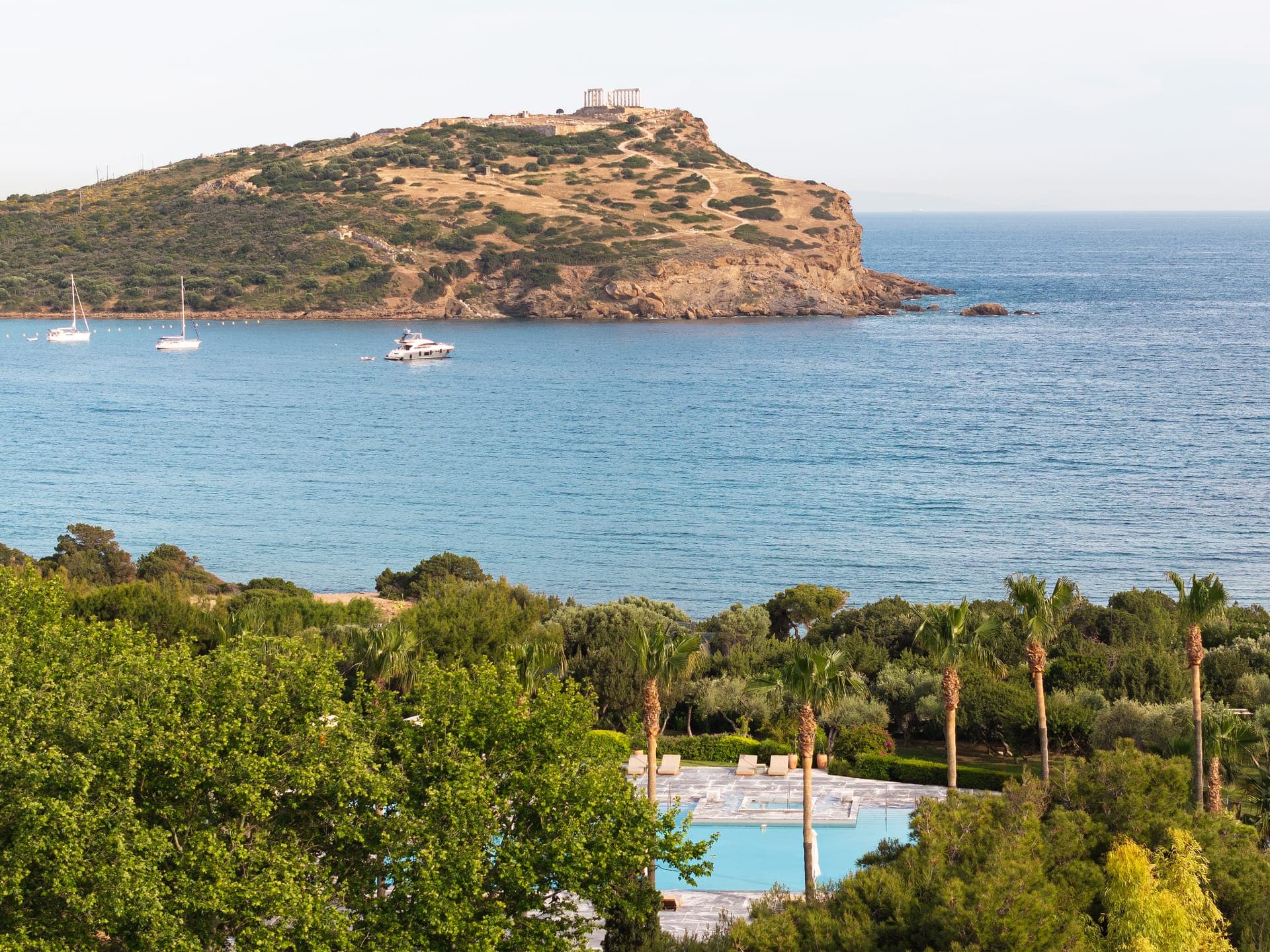 properties-CAPESOUNIO-1.jpg