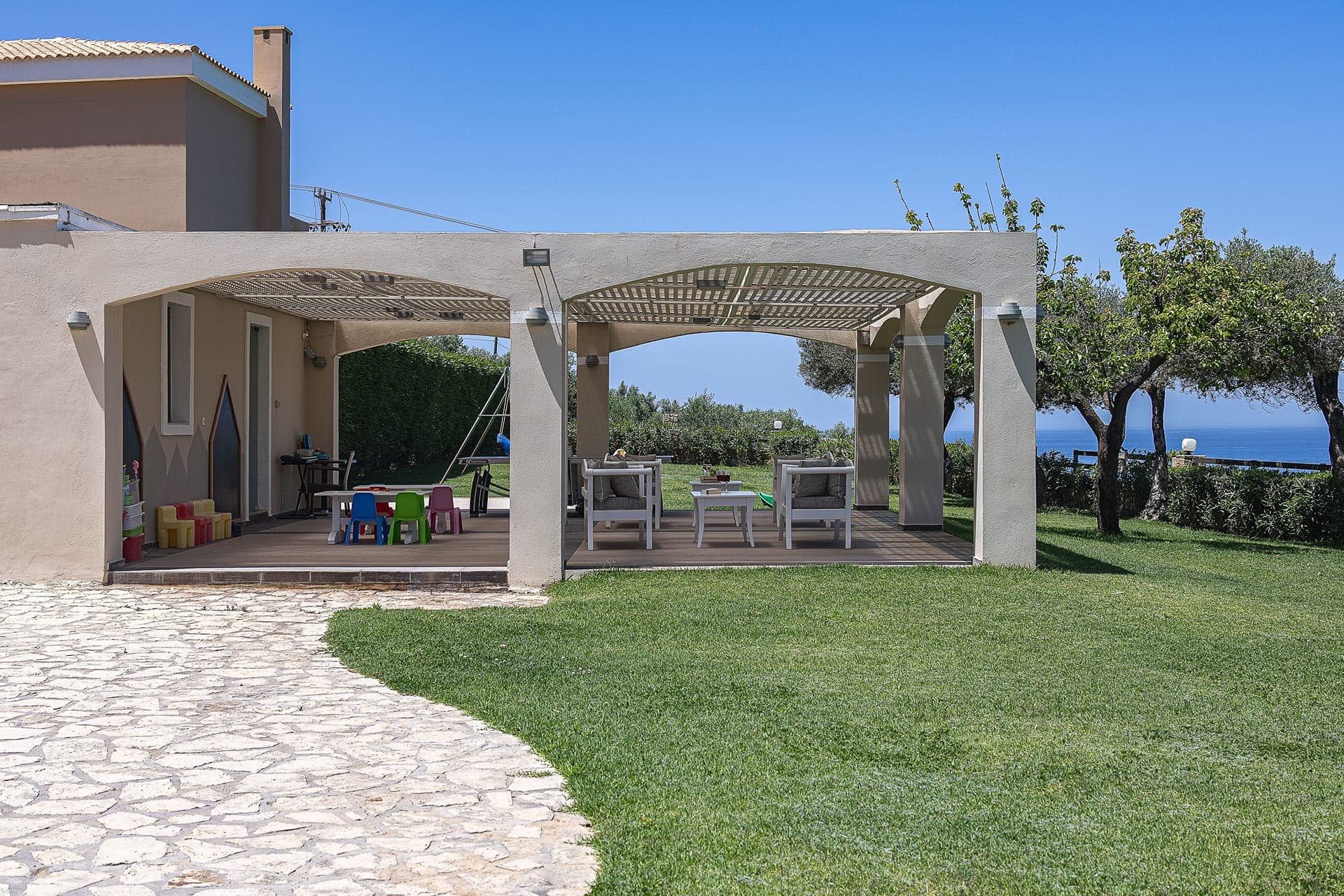 properties-CARME-3.jpg