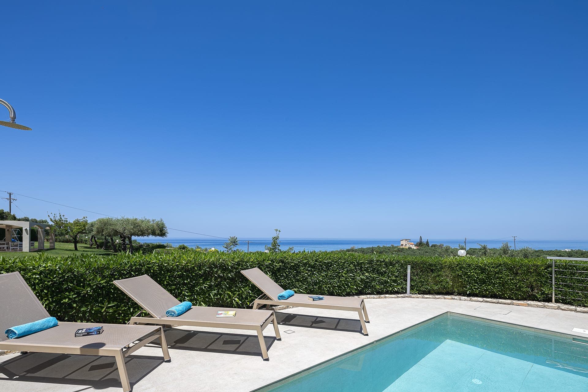 properties-CARME-4.jpg