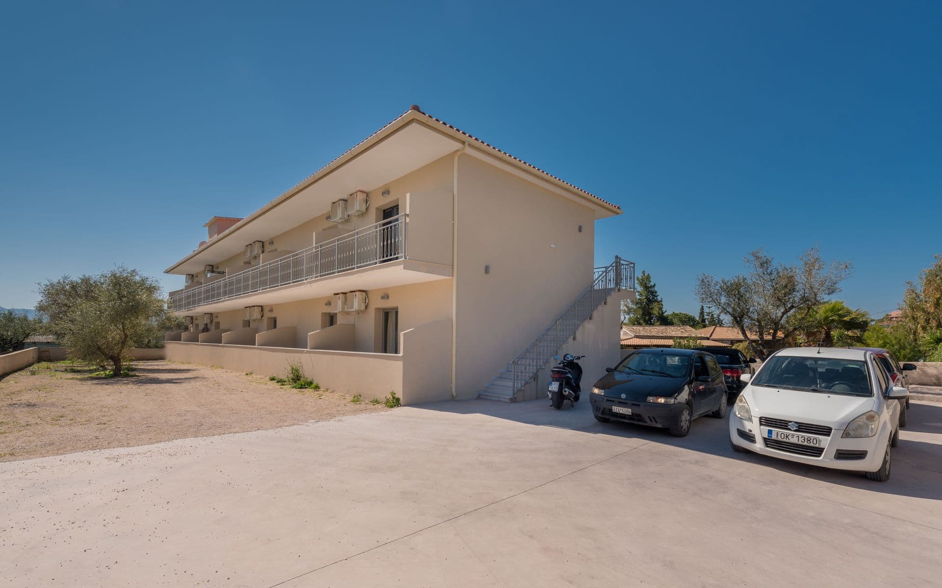 properties-CASA77-1.jpg