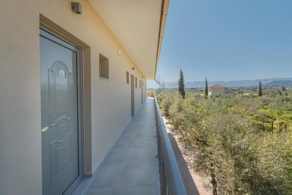 properties-CASA77-3.jpg