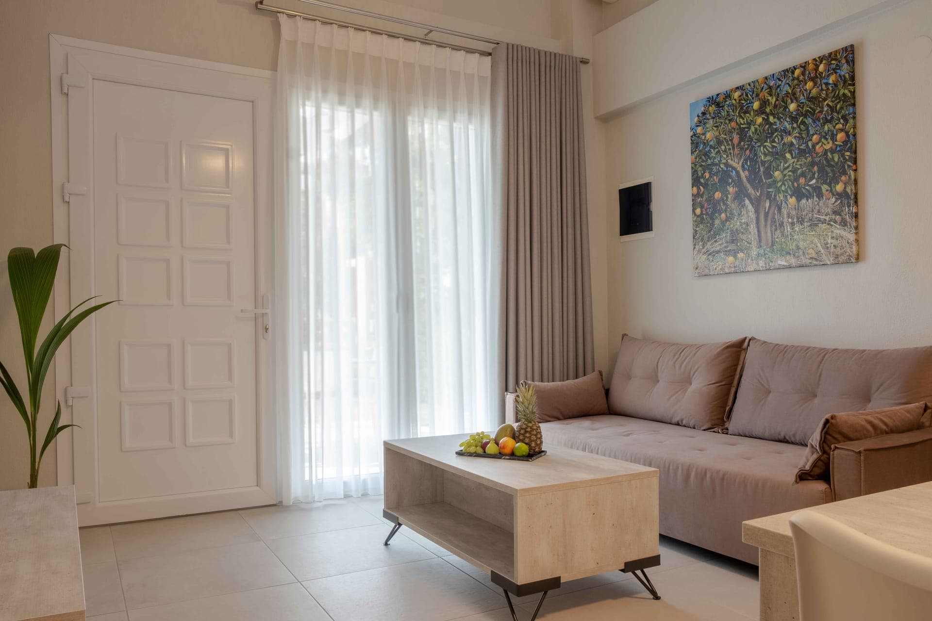properties-CASALEHALK-0.jpg