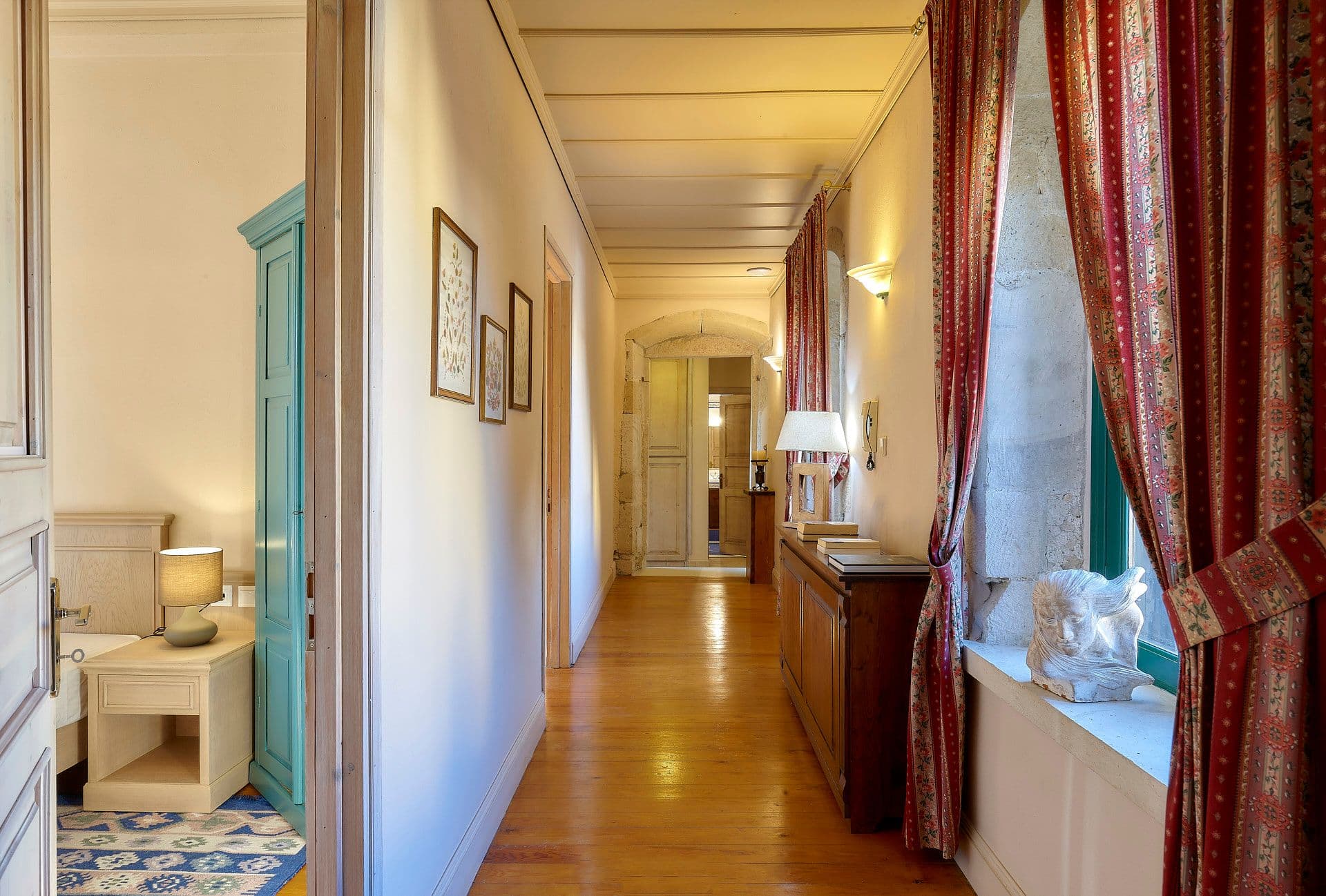 properties-CASTELLOVD-1.jpg