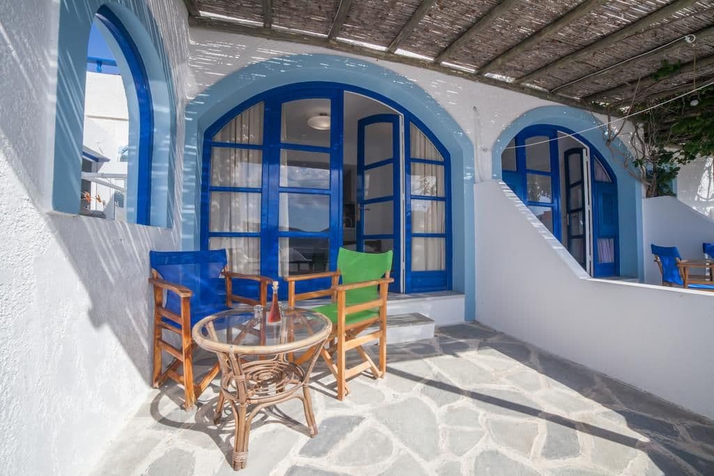 properties-CASTELOPET-1.jpg