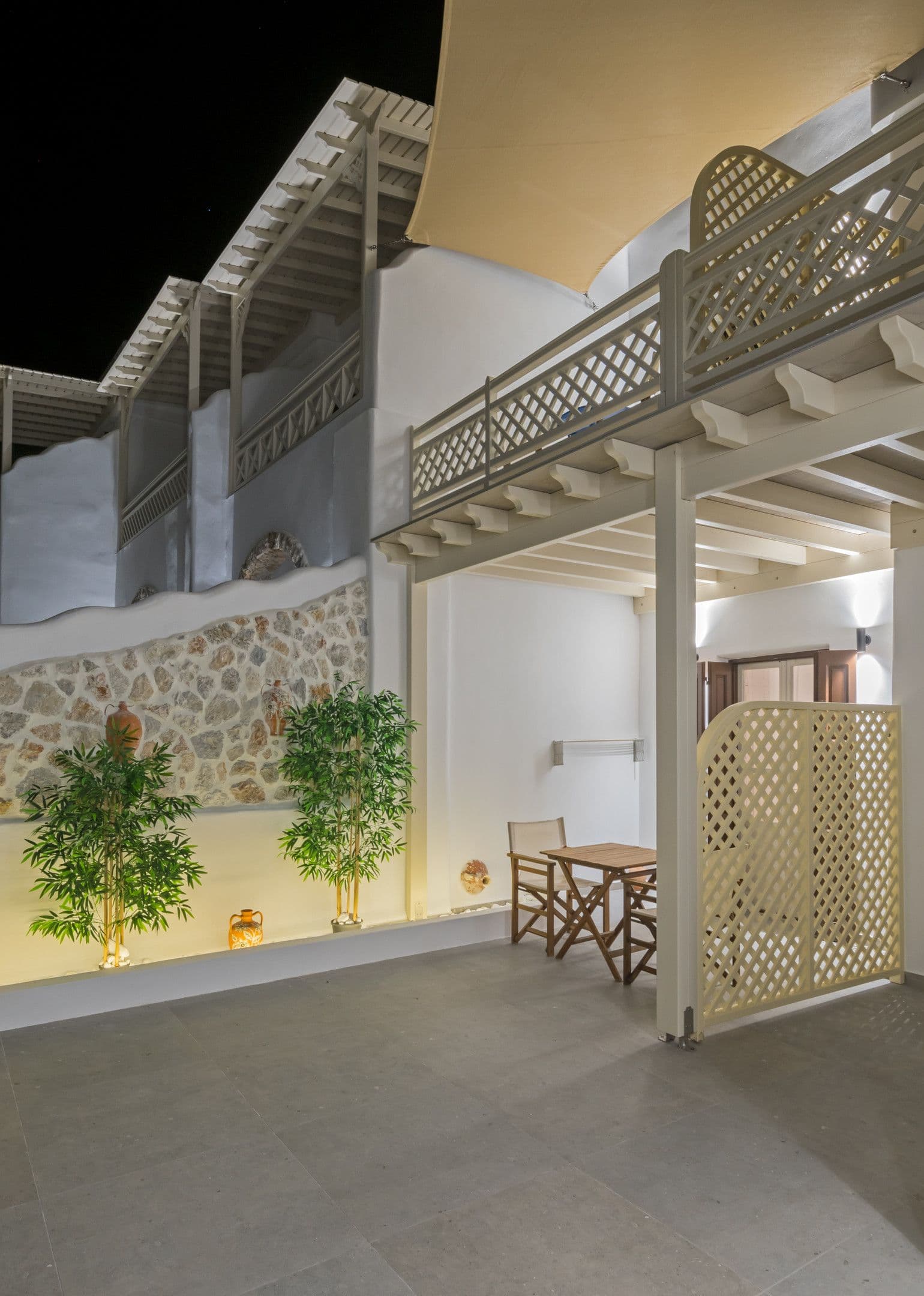 properties-CASTILLIO-1.jpg