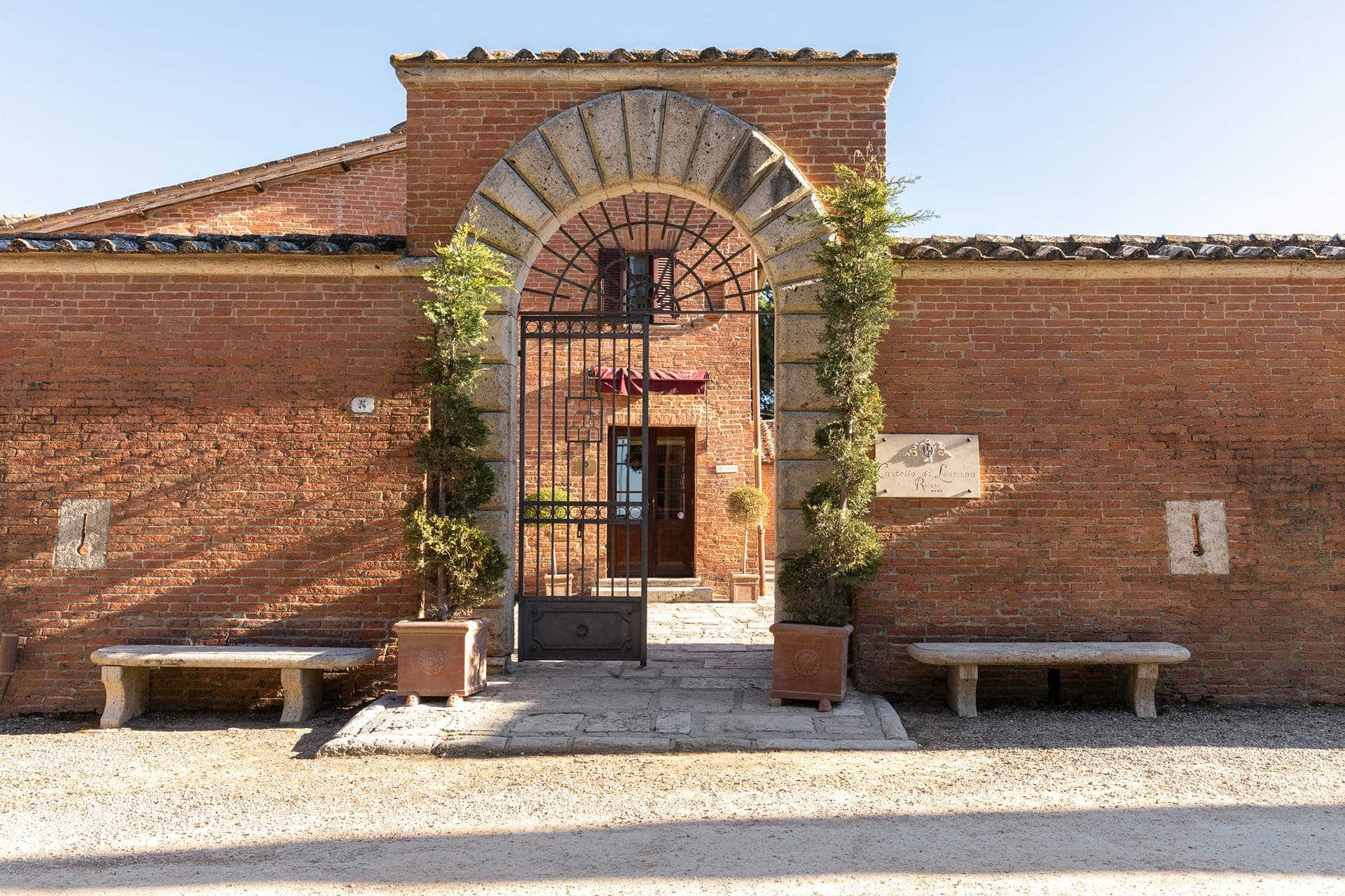 properties-CASTLEONIN-1.jpg