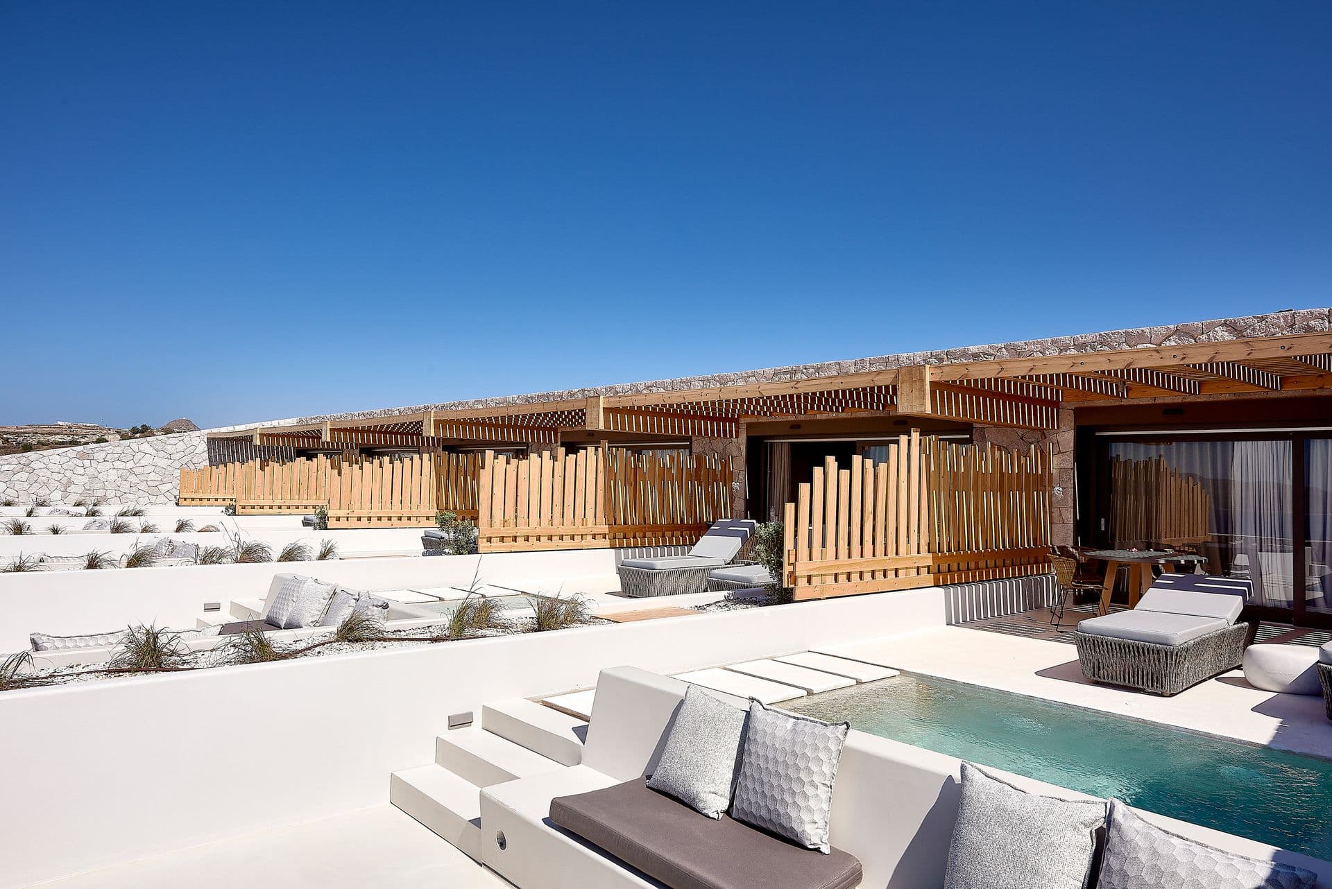 properties-CAVESUITES-2.jpg