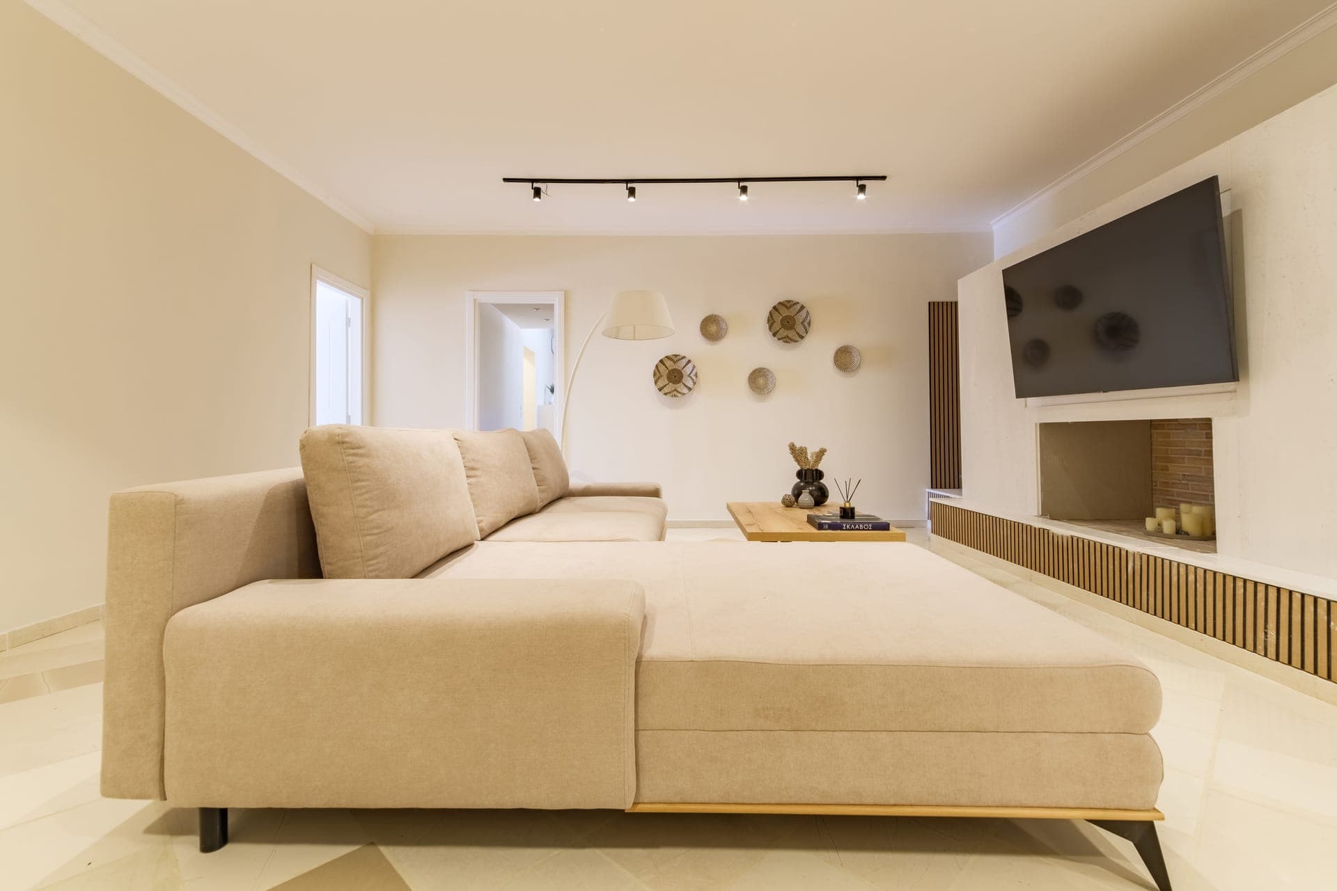 properties-CECILIAVIL-3.jpg