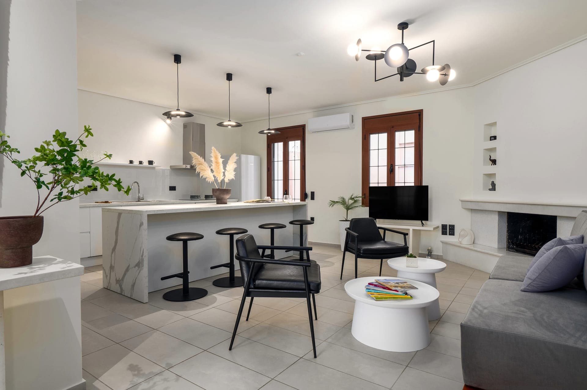 properties-CENTROYM1-2.jpg