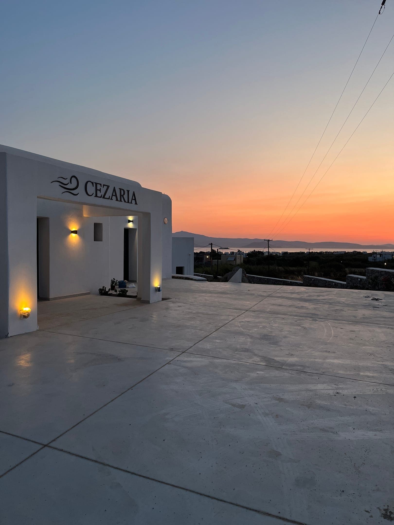 properties-CEZARIA-2.jpg