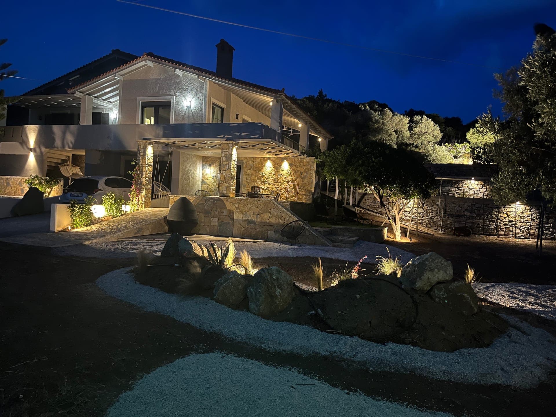 properties-CHARICLEAV-0.jpg