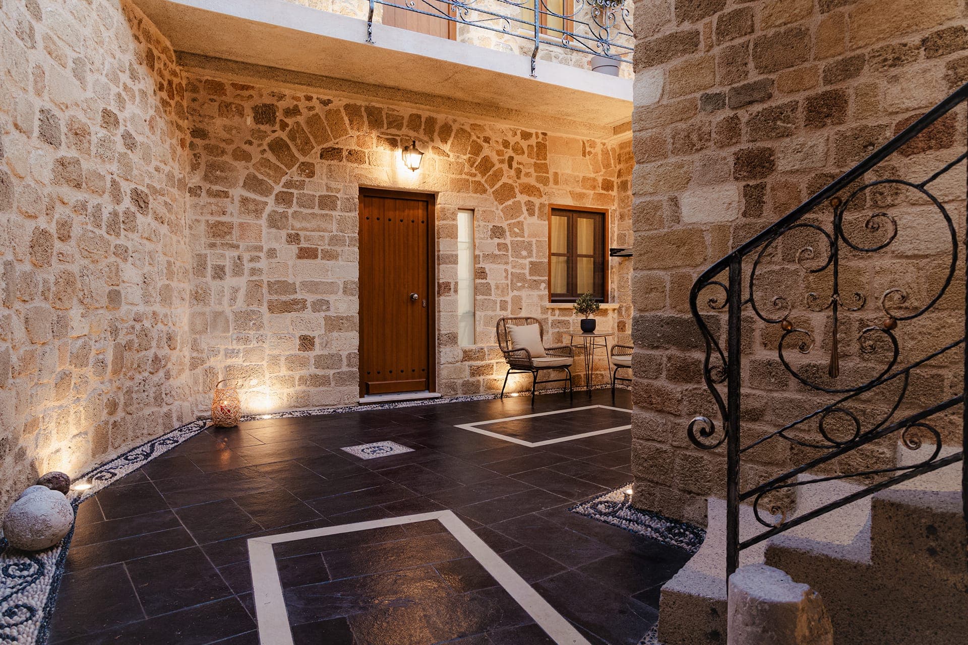 properties-CHATEAUALS-3.jpg