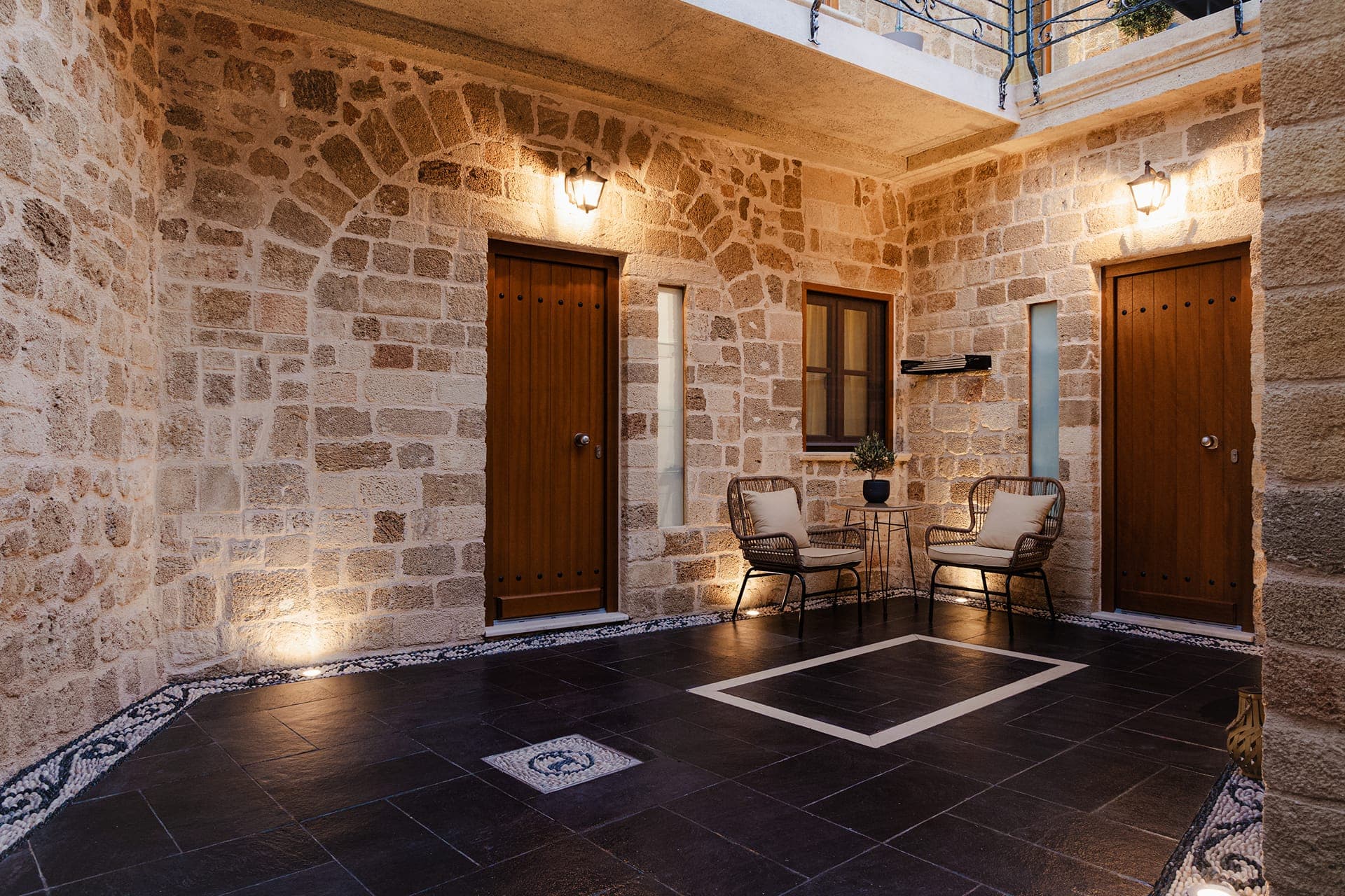 properties-CHATEAUALS-4.jpg